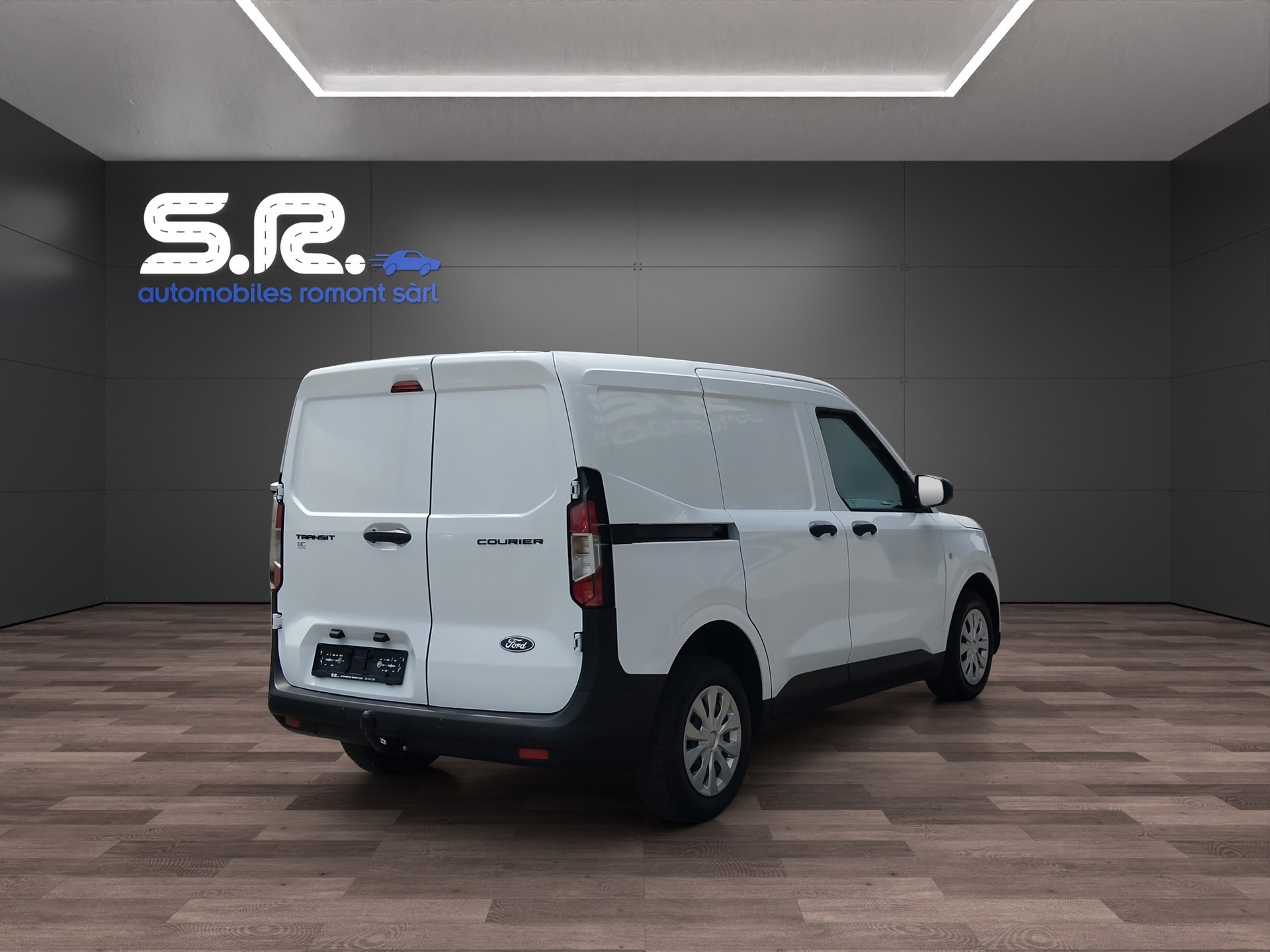 FORD Transit Courier Van 1.0 EcoBoost Trend Automat-image-6
