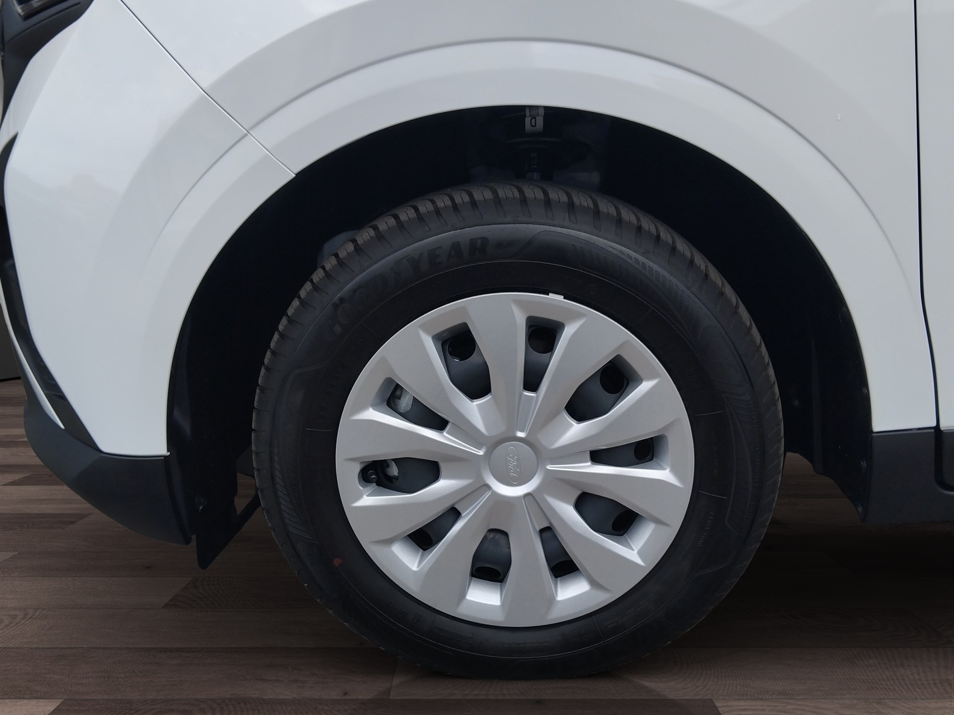 FORD Transit Courier Van 1.0 EcoBoost Trend Automat-image-15