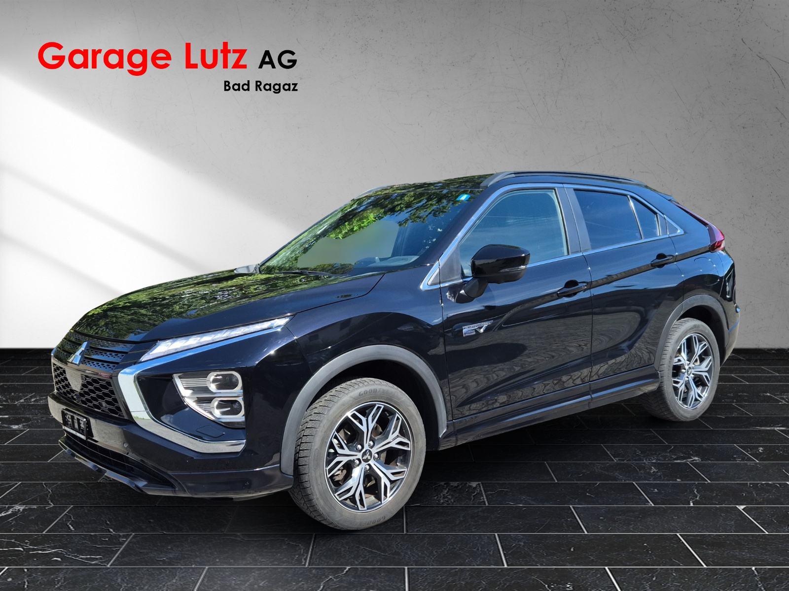 MITSUBISHI Eclipse Cross 2.4 PHEV Instyle 4WD-image-1