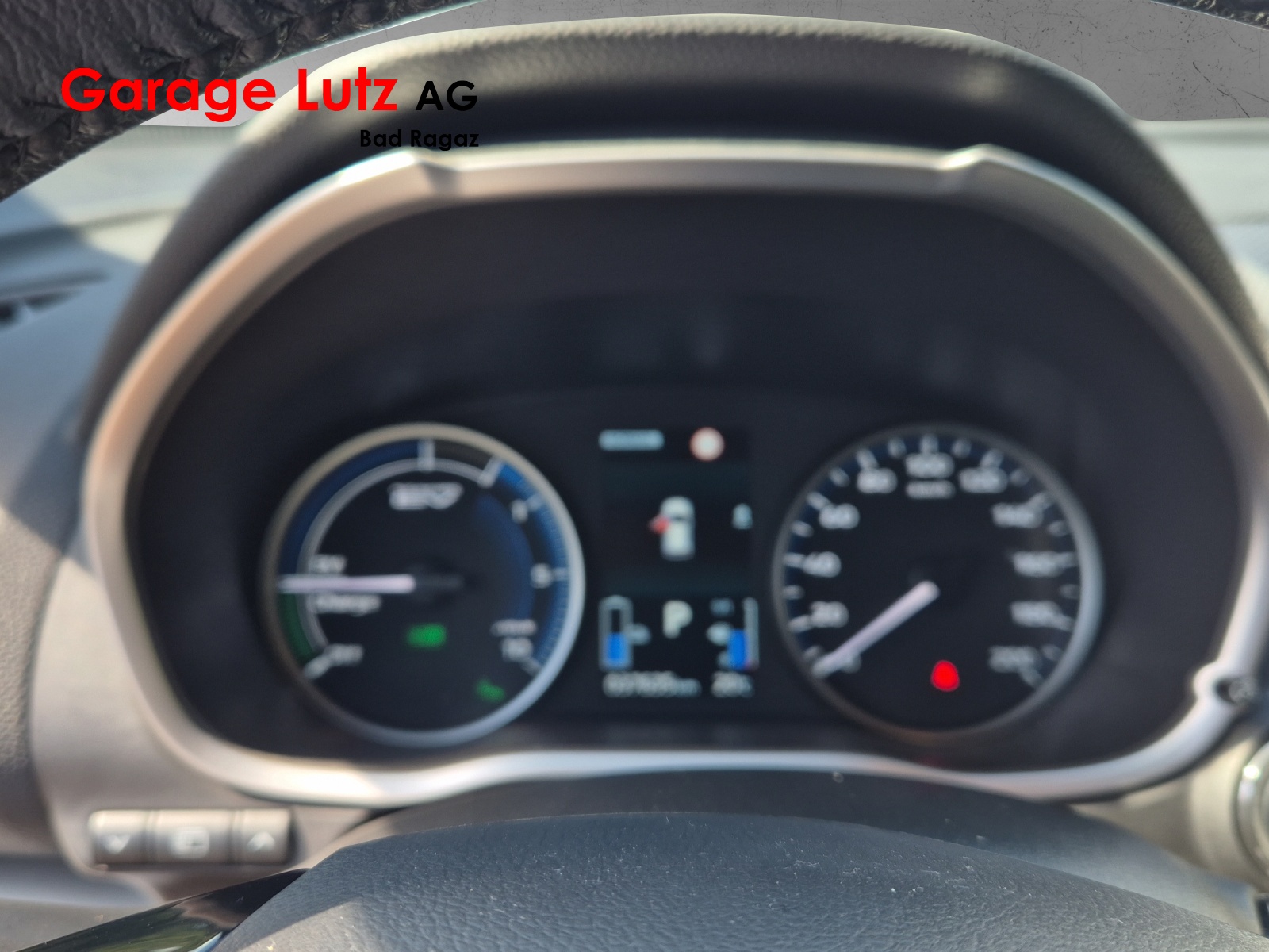 MITSUBISHI Eclipse Cross 2.4 PHEV Instyle 4WD-image-7