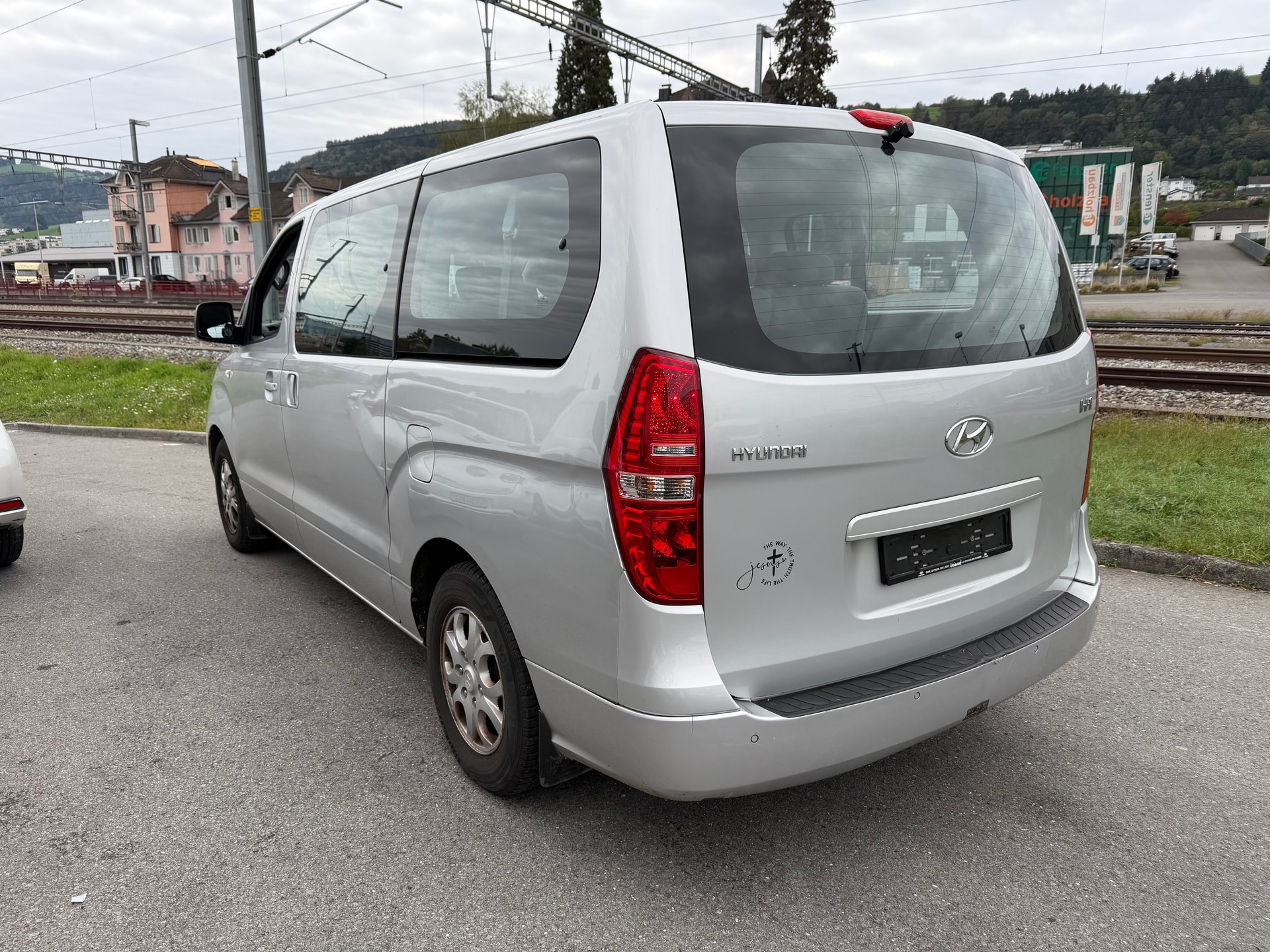 HYUNDAI H-1 People 2.5 CRDi-image-4