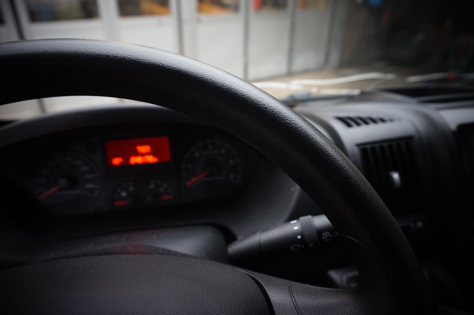 PEUGEOT Boxer 2.2 HDI 335 L3H2-image-7
