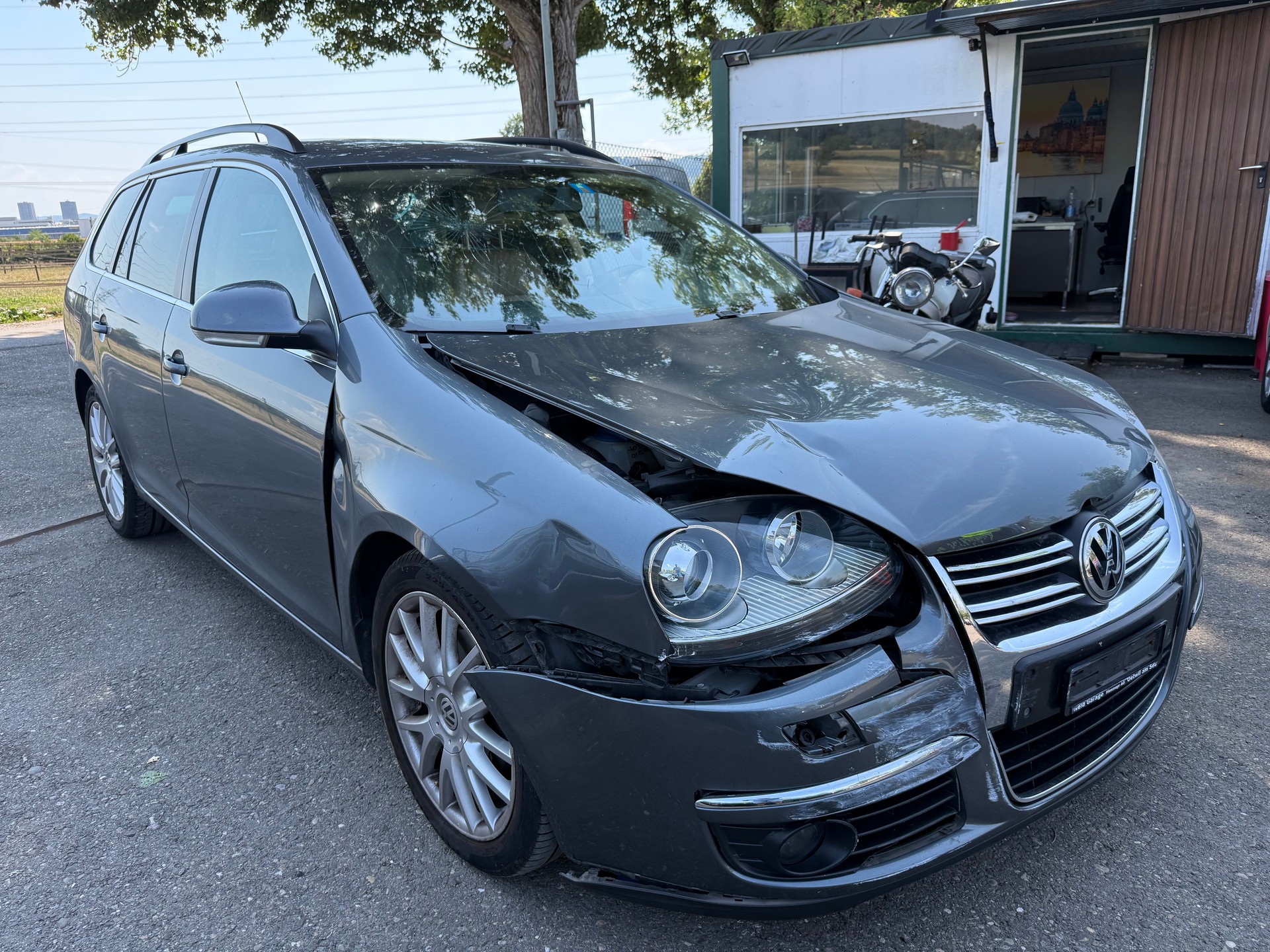 VW Golf Variant 1.4 TSI Comfortline DSG-image-0