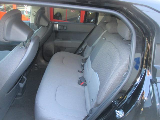 KIA EV3 81 kWh Earth-image-6