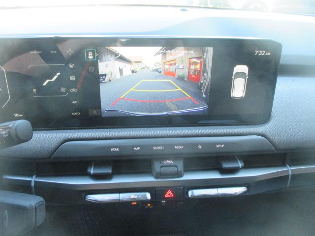 KIA EV3 81 kWh Earth-image-10