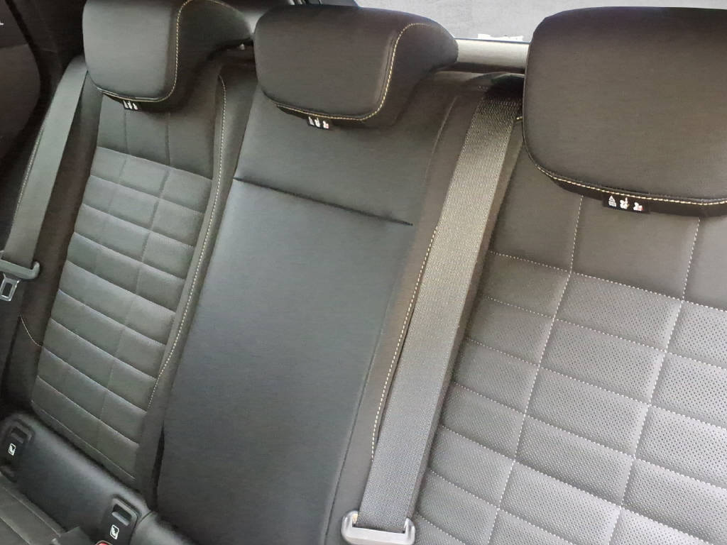 RENAULT Megane-image-6