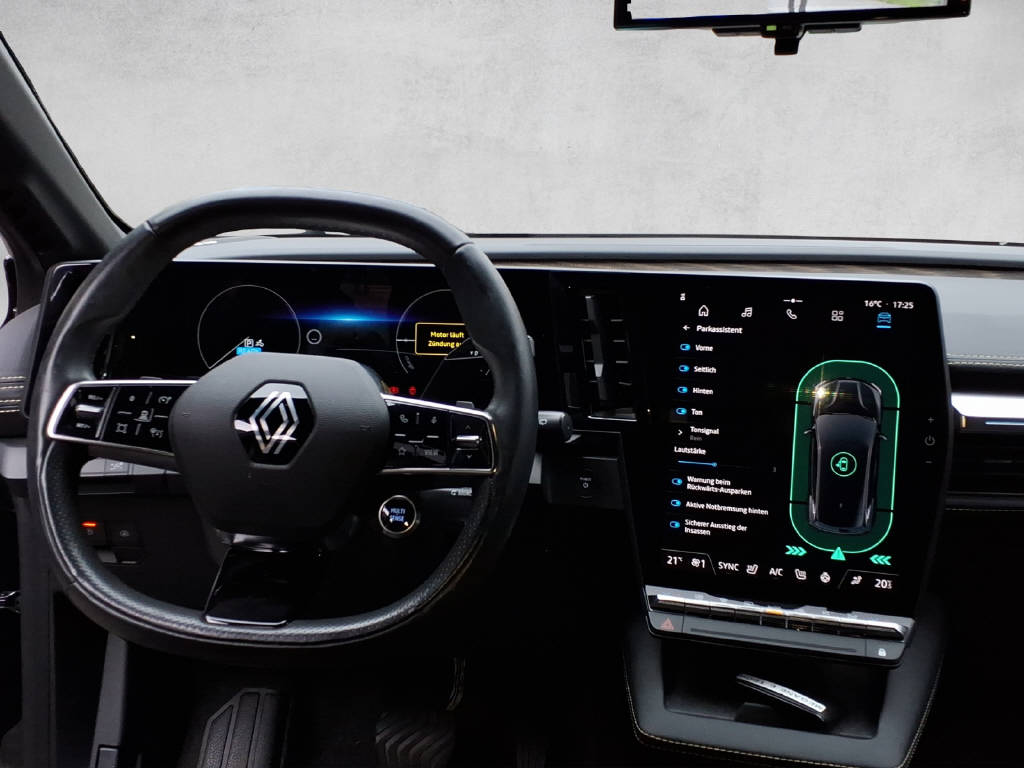 RENAULT Megane-image-7