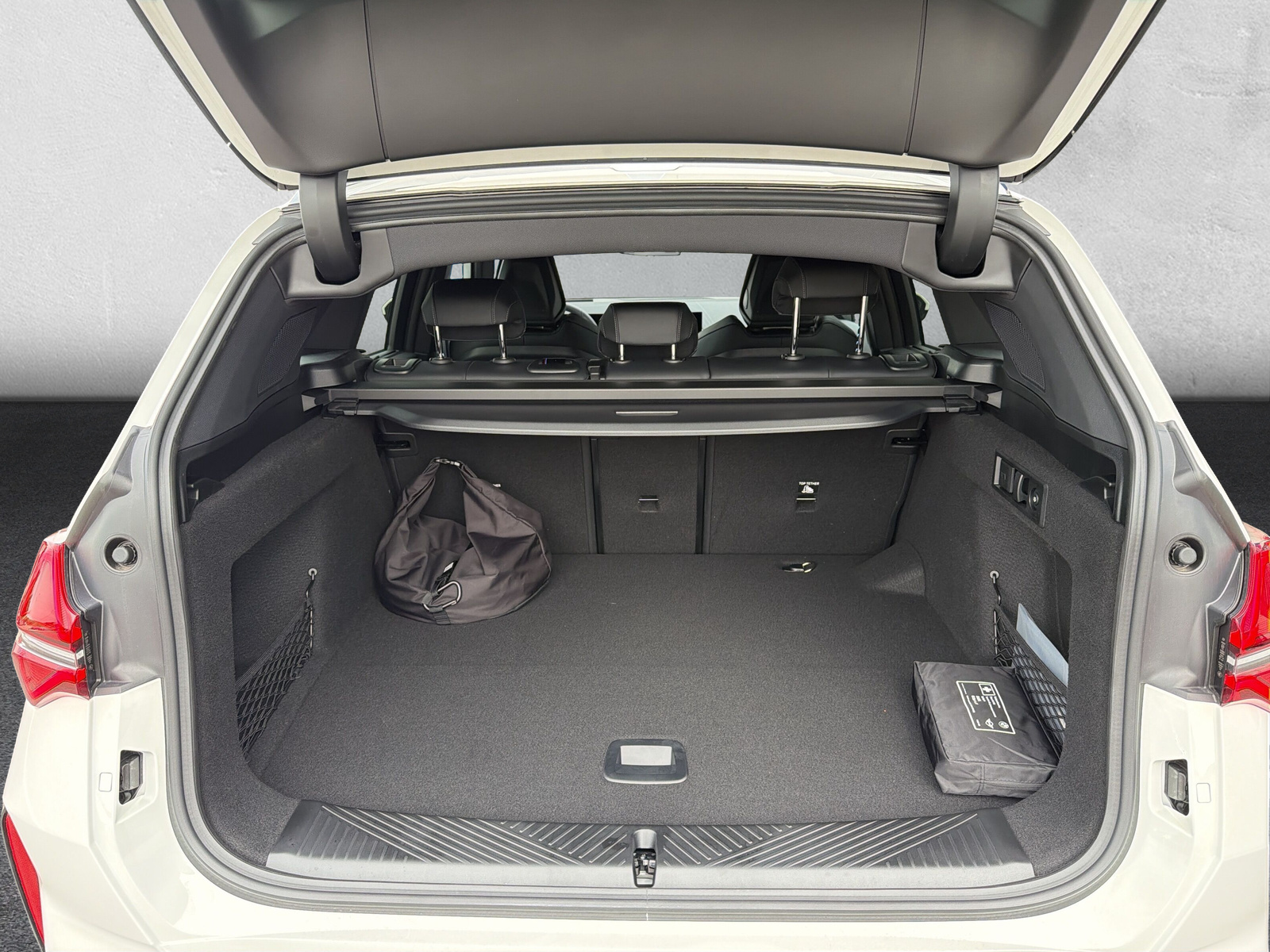 BMW X3 xDrive 30e M Sport Pro-image-10