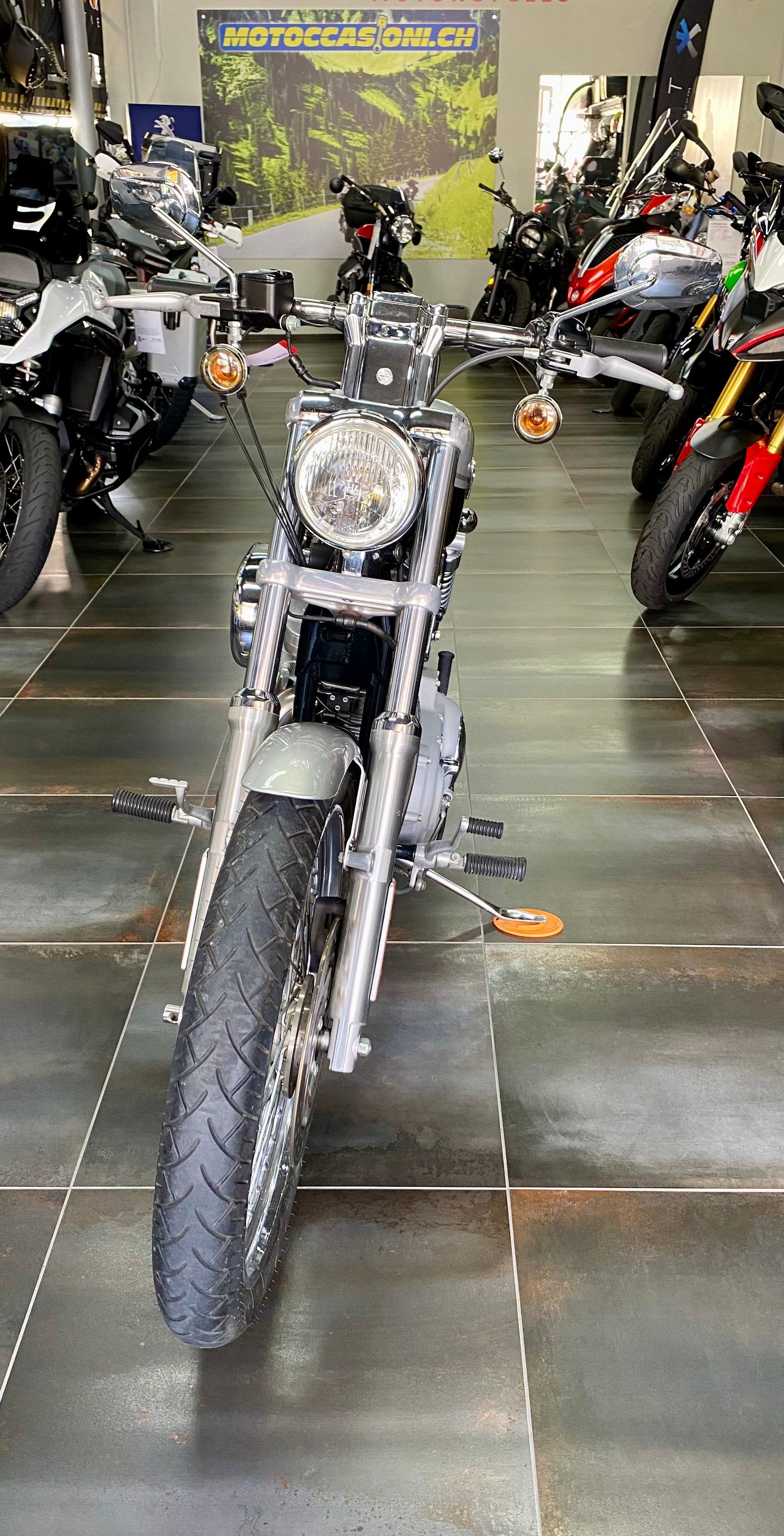 HARLEY-DAVIDSON XL 883 C53 Custom CENTENARIO-image-2