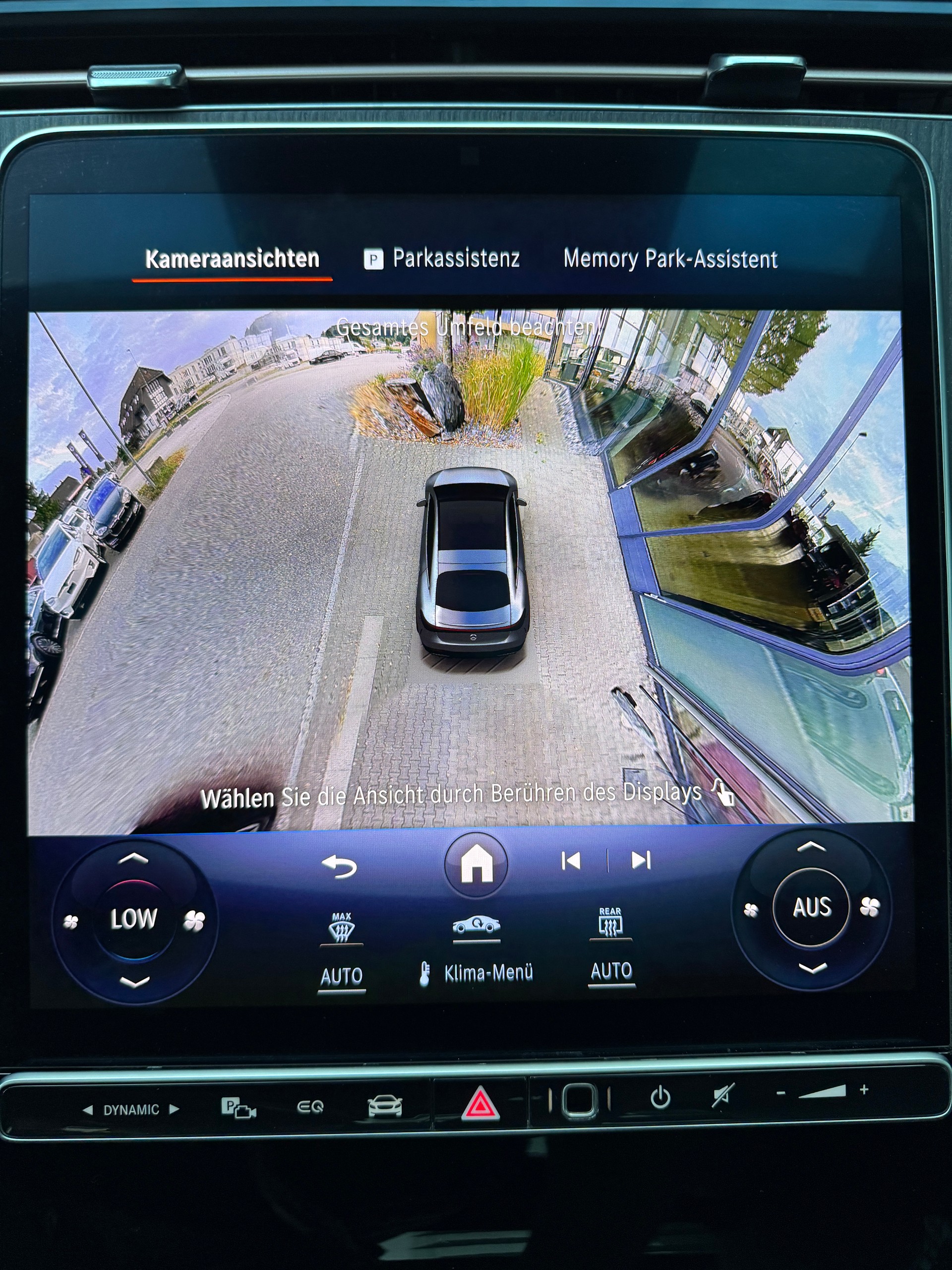 MERCEDES-BENZ EQS 450+ AMG Line-image-21