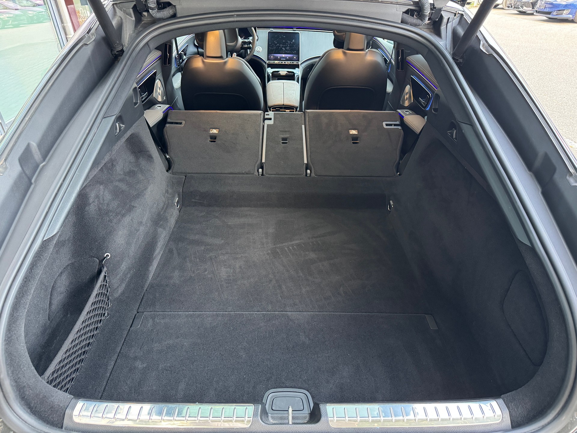 MERCEDES-BENZ EQS 450+ AMG Line-image-15
