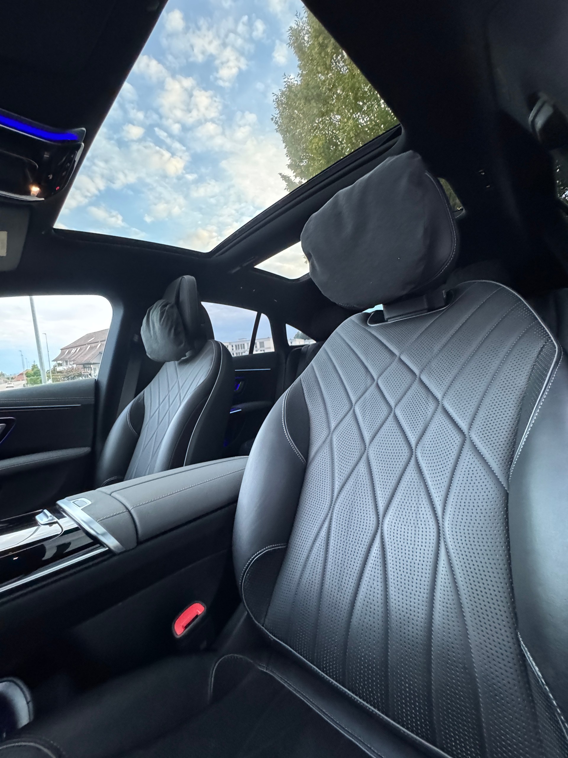 MERCEDES-BENZ EQS 450+ AMG Line-image-10