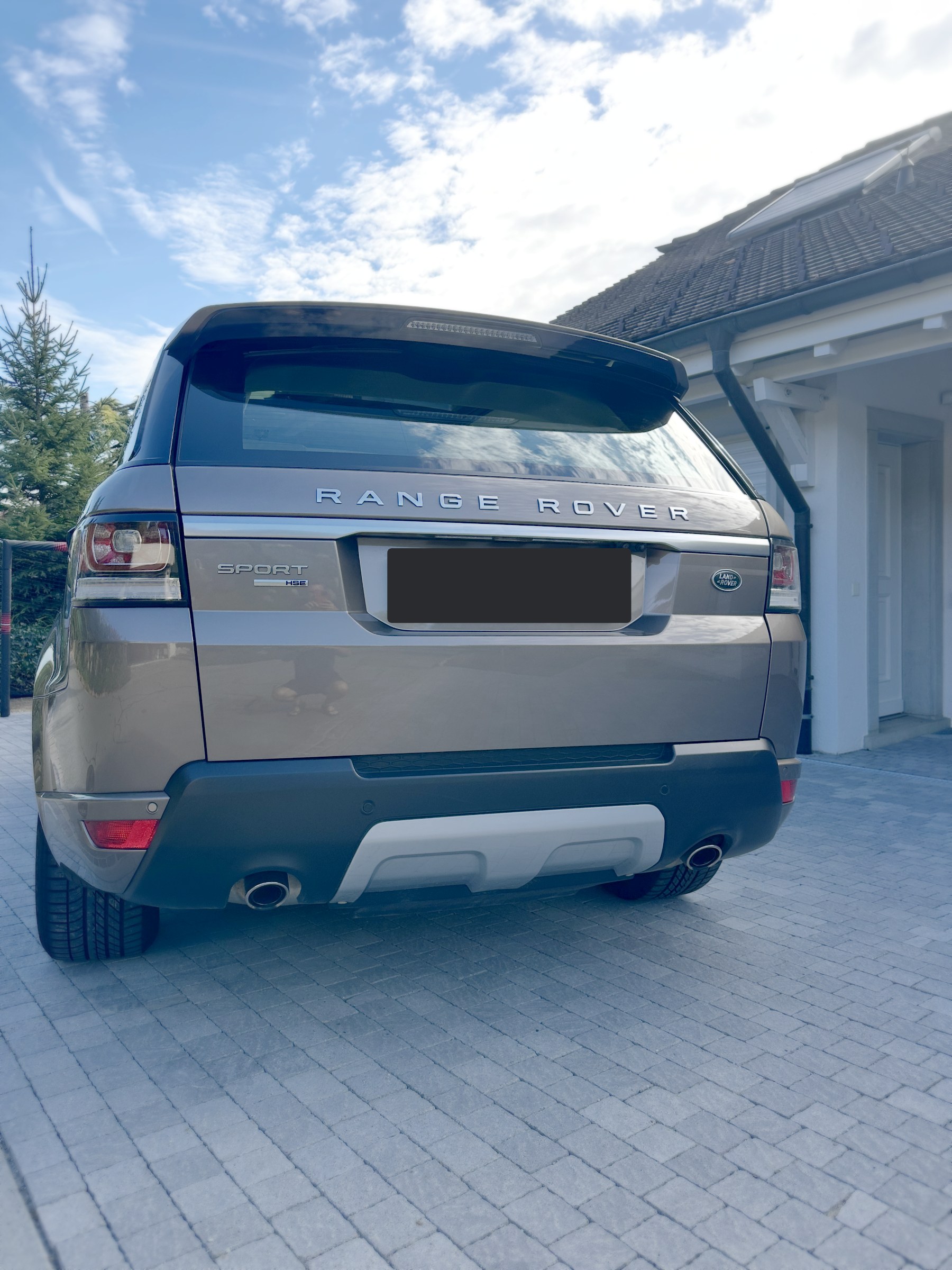 LAND ROVER 3.0 TDV6 HSE-image-4