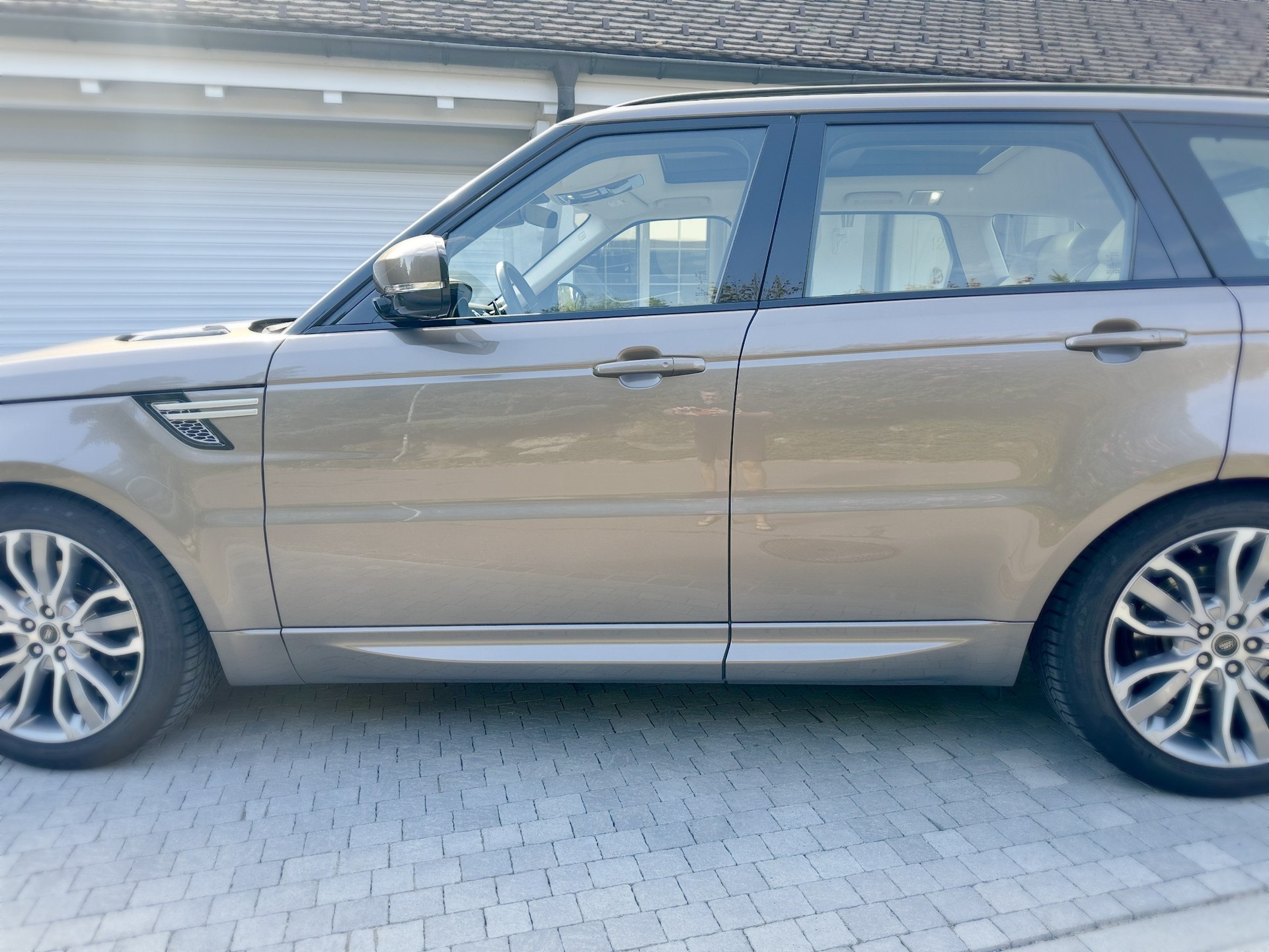 LAND ROVER 3.0 TDV6 HSE-image-5
