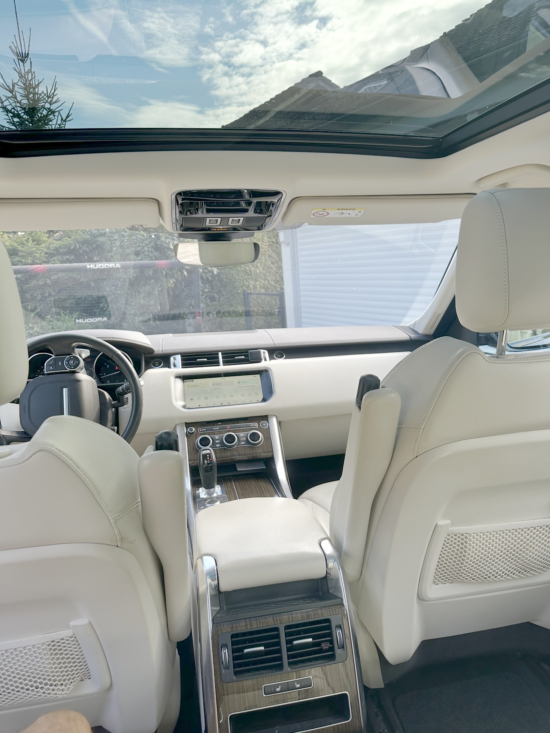 LAND ROVER 3.0 TDV6 HSE-image-3