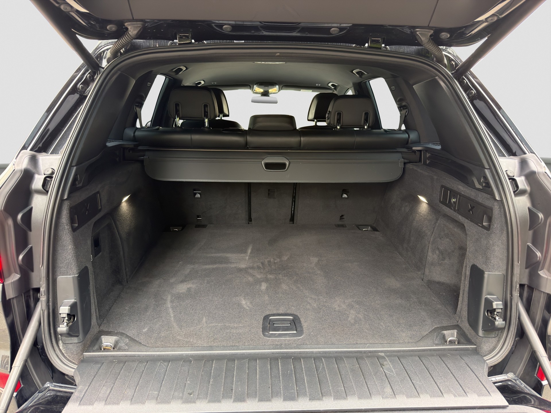 BMW X5 xDrive 48V 40d M Sport Steptronic-image-10