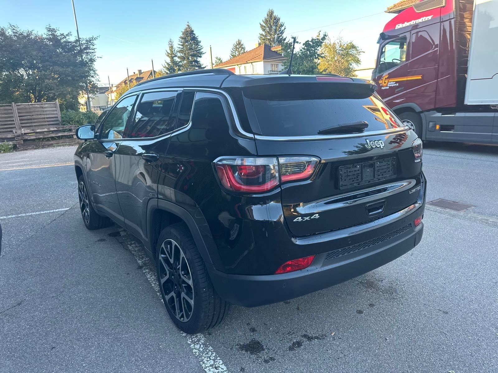 JEEP Compass 2.0CRD Limited AWD 9ATX-image-2