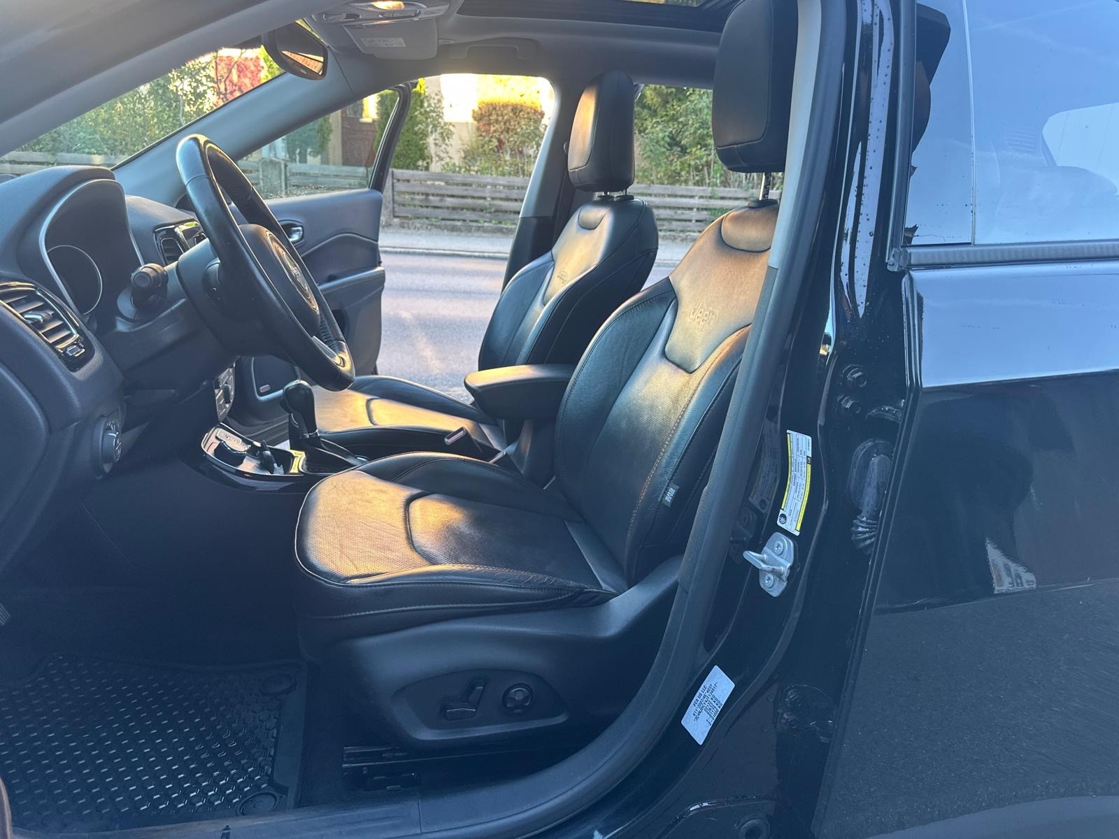 JEEP Compass 2.0CRD Limited AWD 9ATX-image-9