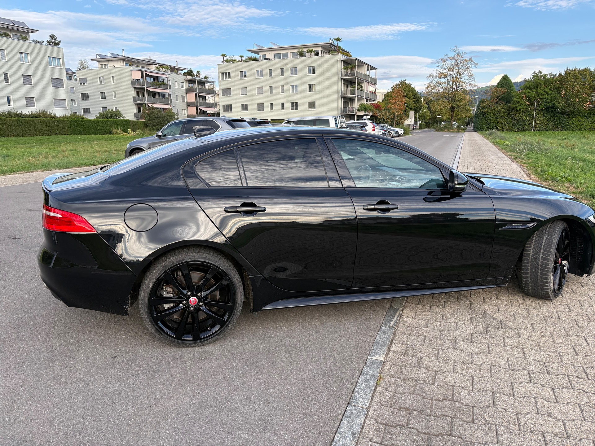 JAGUAR 2.0 T 200 Portfolio-image-0