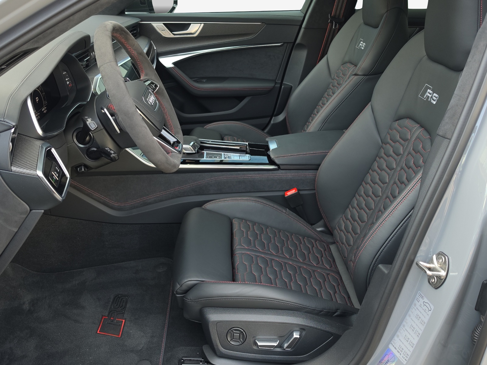 AUDI RS6 Avant 4.0 TFSI V8 Performance quattro-image-7