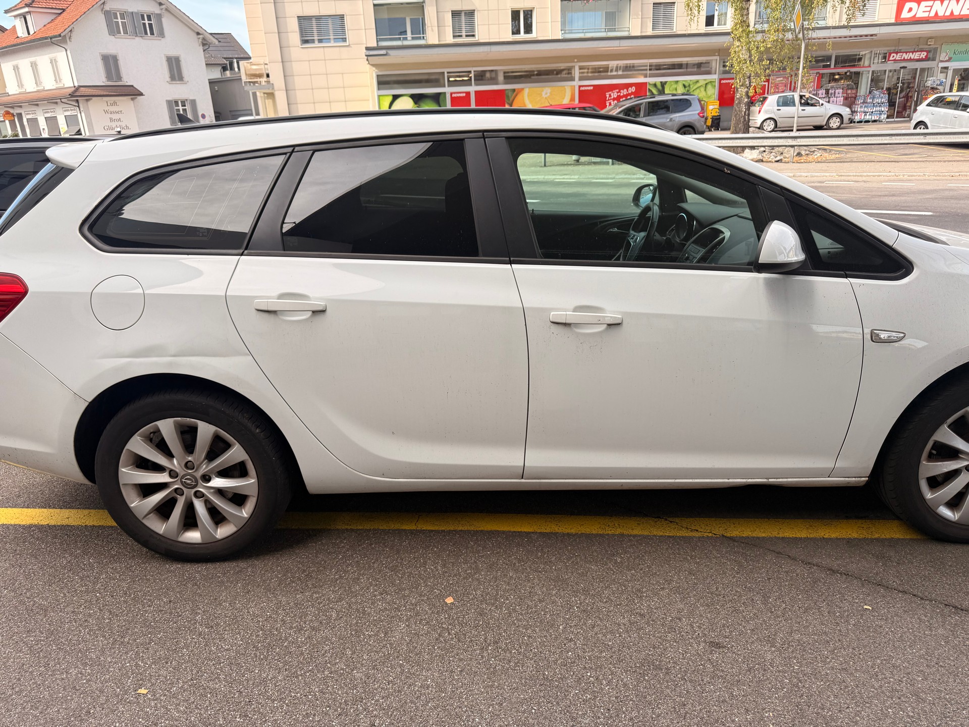 OPEL Astra SportsTourer 2.0 CDTi Sport-image-4
