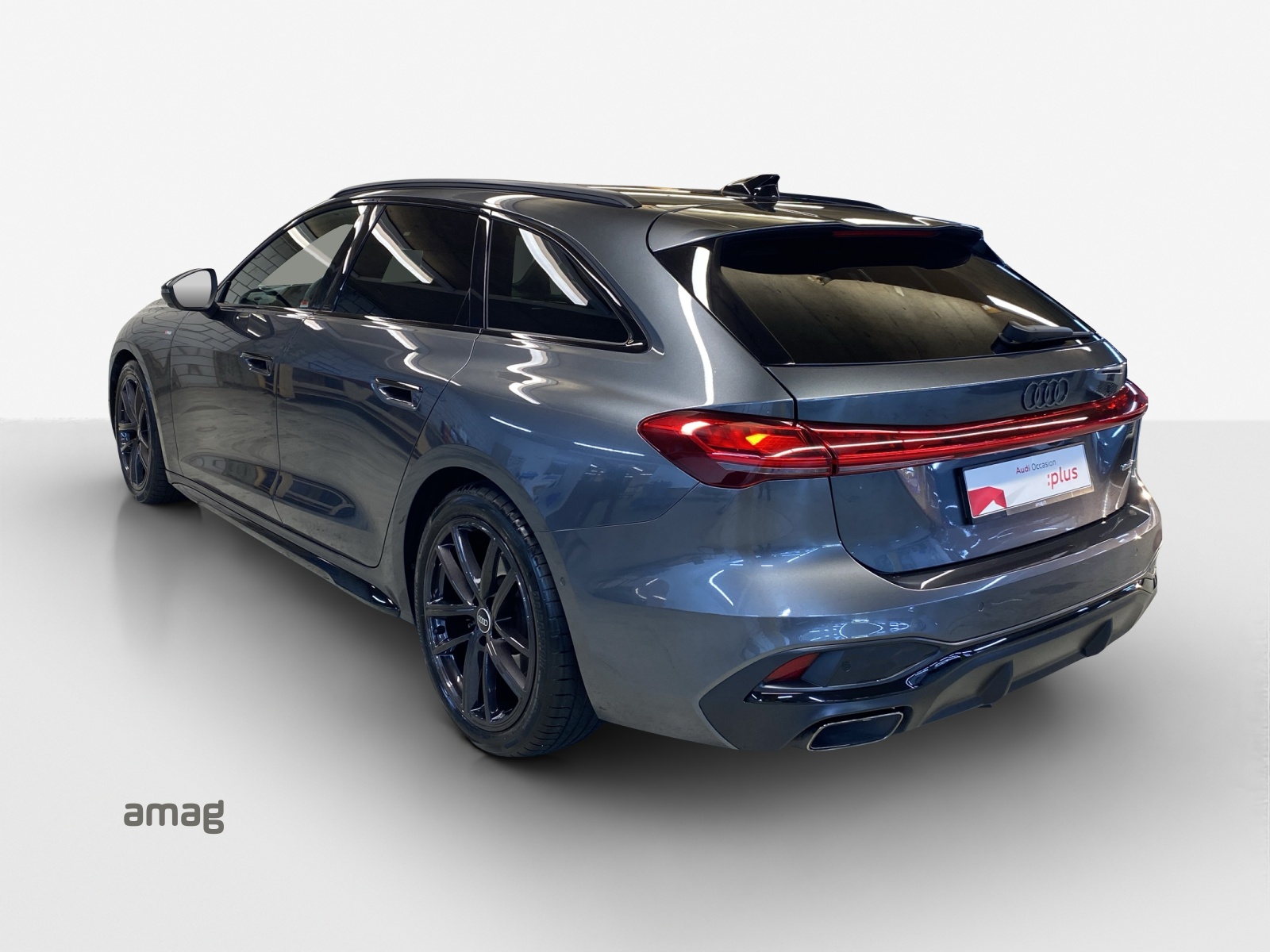 AUDI A5 Avant TFSI quattro 150 kW S tronic-image-2