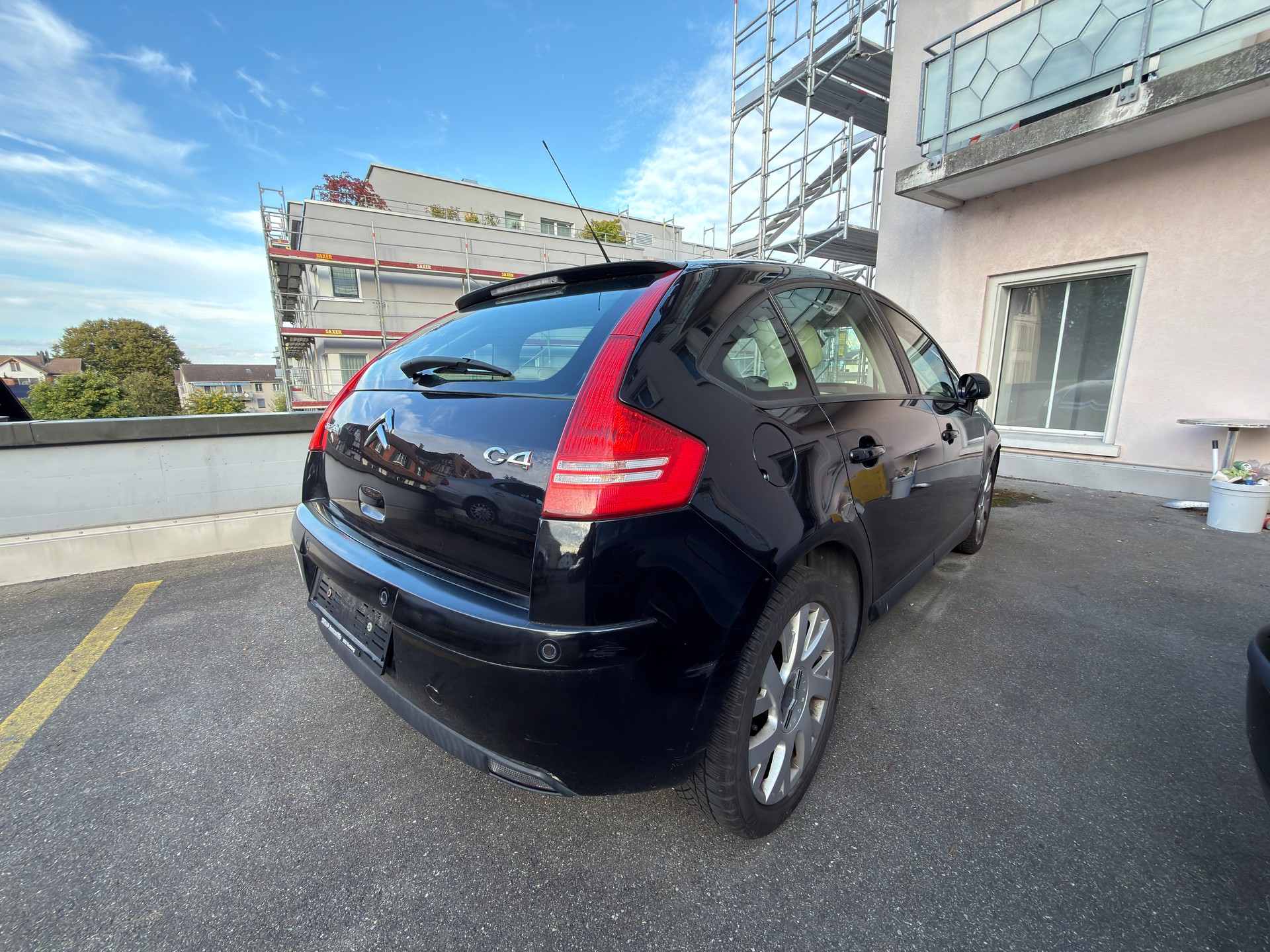 CITROEN C4 Berline 1.6i 16V VTR-image-4