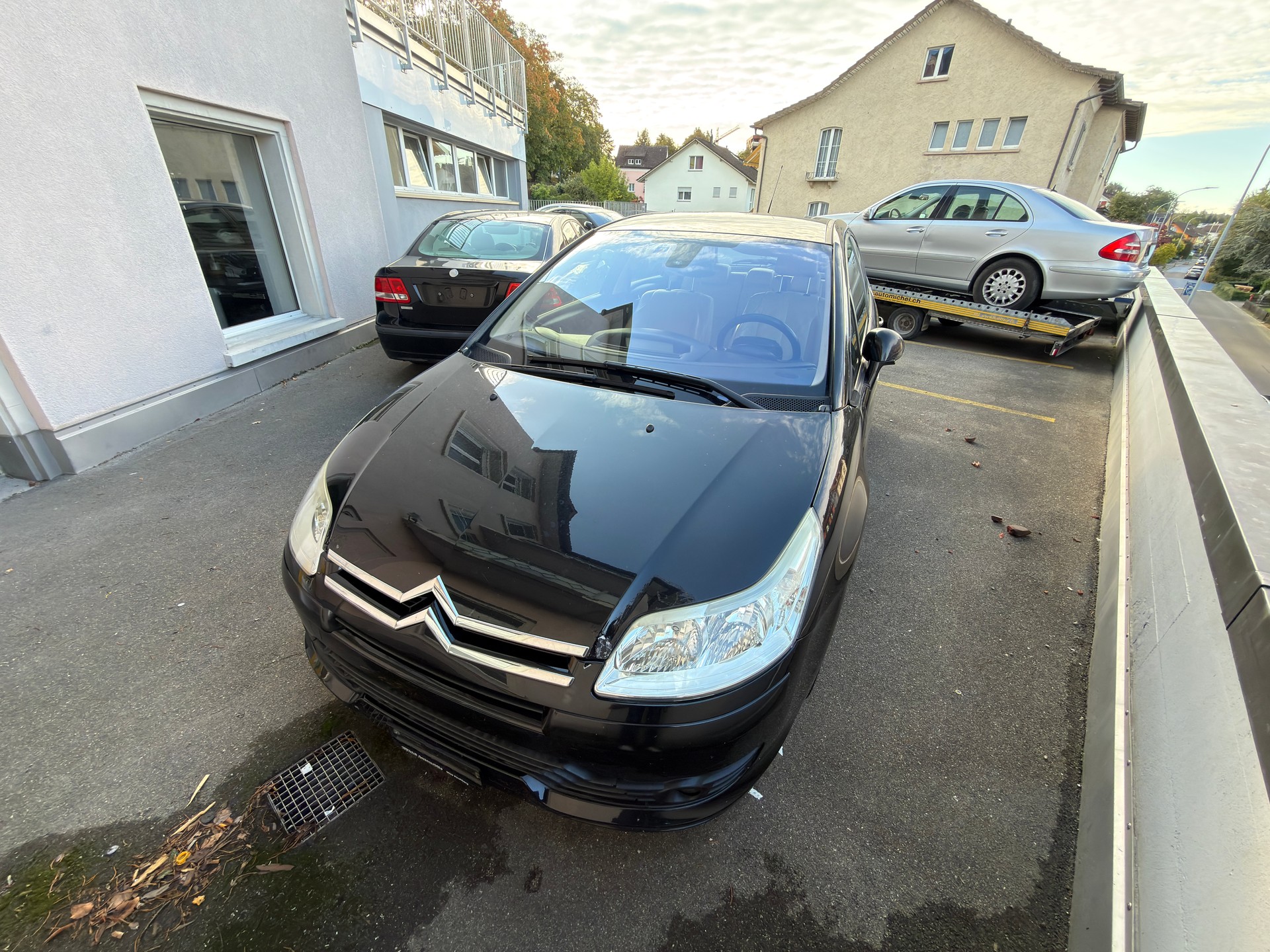 CITROEN C4 Berline 1.6i 16V VTR-image-1