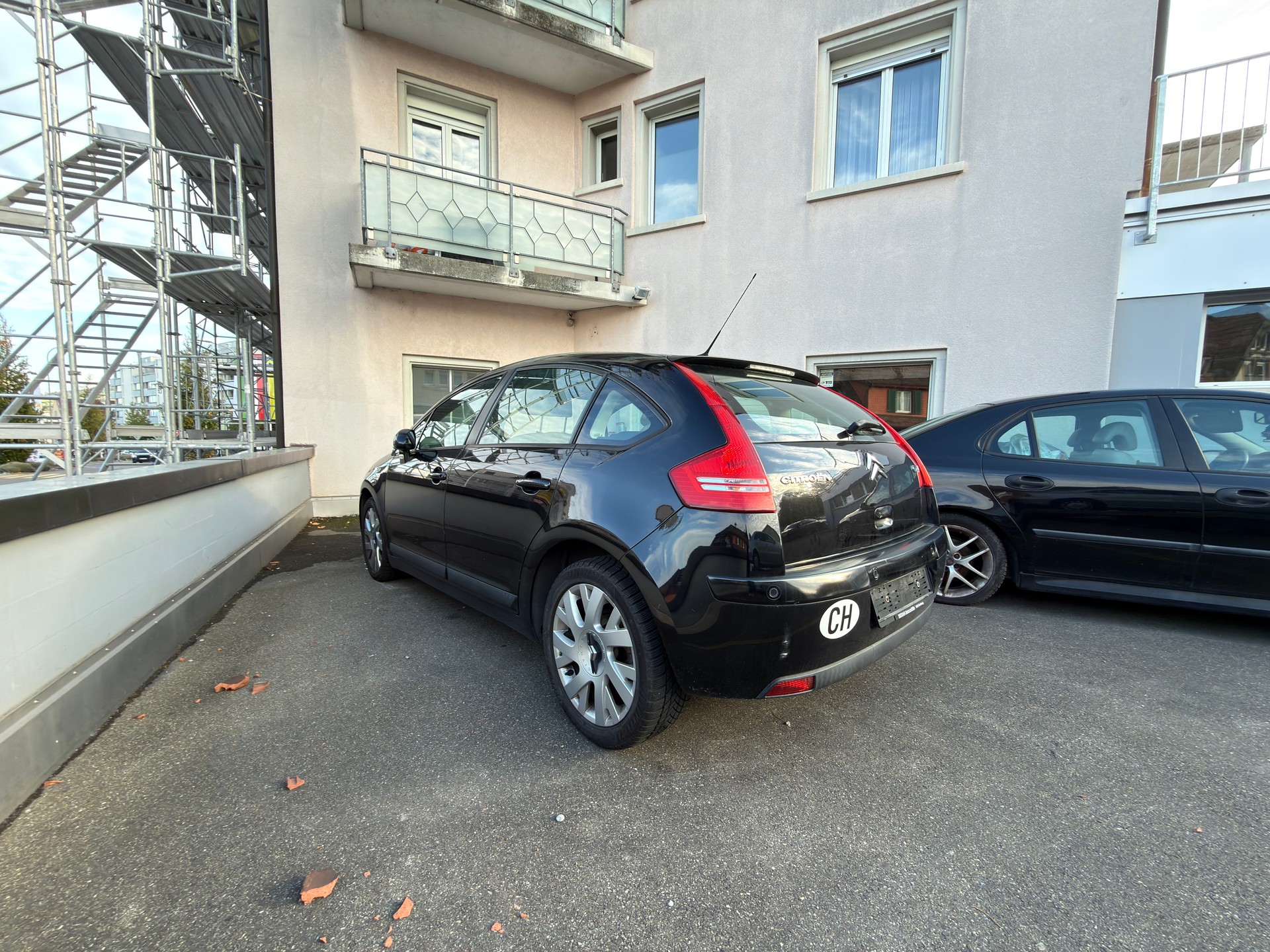 CITROEN C4 Berline 1.6i 16V VTR-image-2