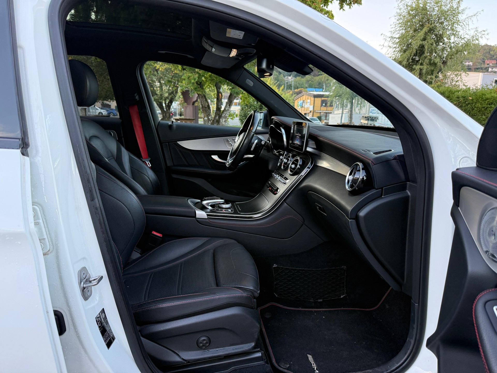 MERCEDES-BENZ GLC 43 AMG 4Matic 9G-Tronic-image-15