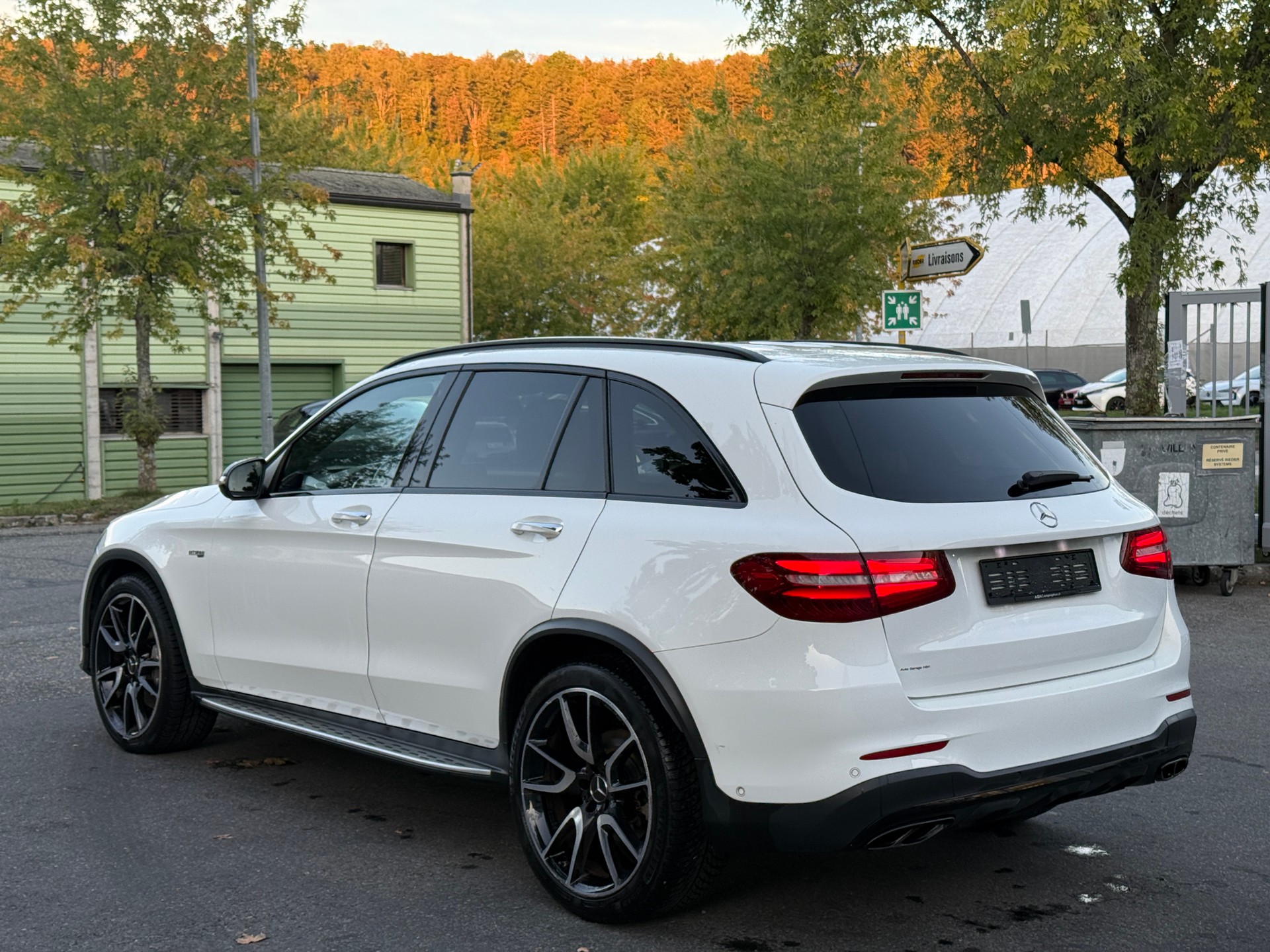 MERCEDES-BENZ GLC 43 AMG 4Matic 9G-Tronic-image-9