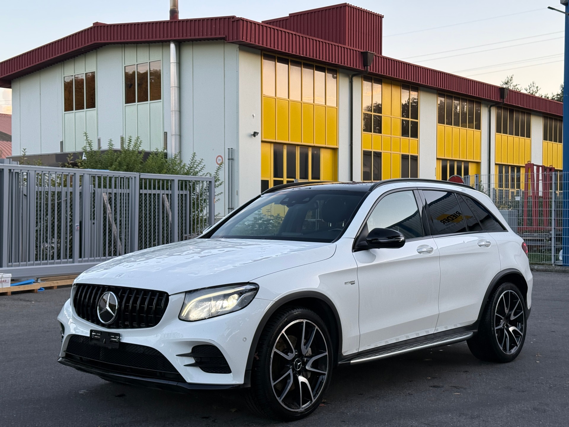 MERCEDES-BENZ GLC 43 AMG 4Matic 9G-Tronic-image-0