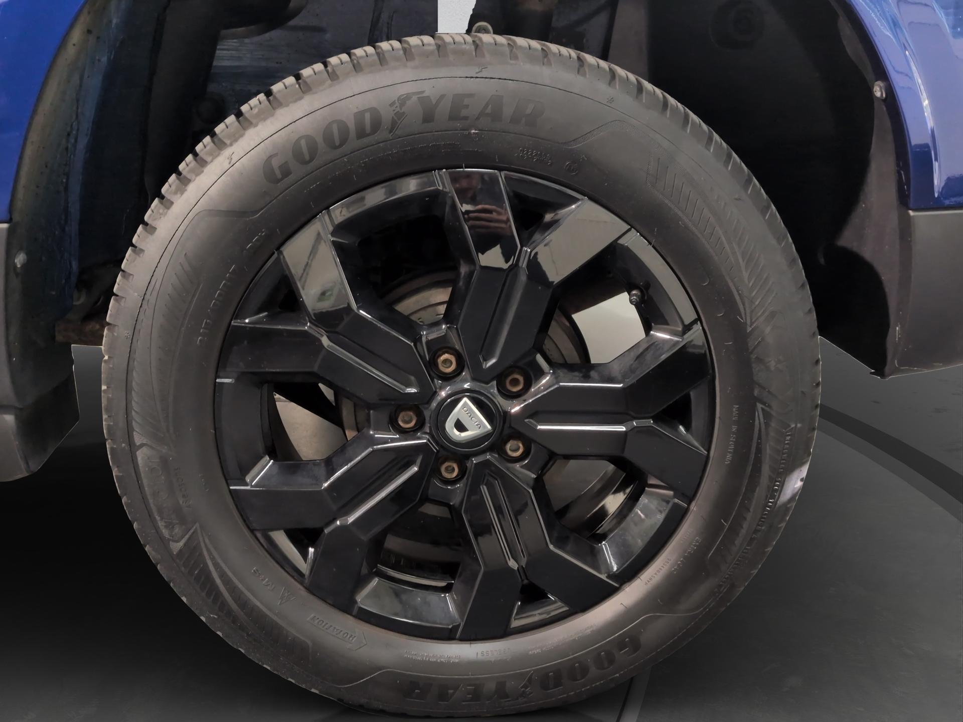 DACIA Duster TCe 150 Extreme 4x4-image-26