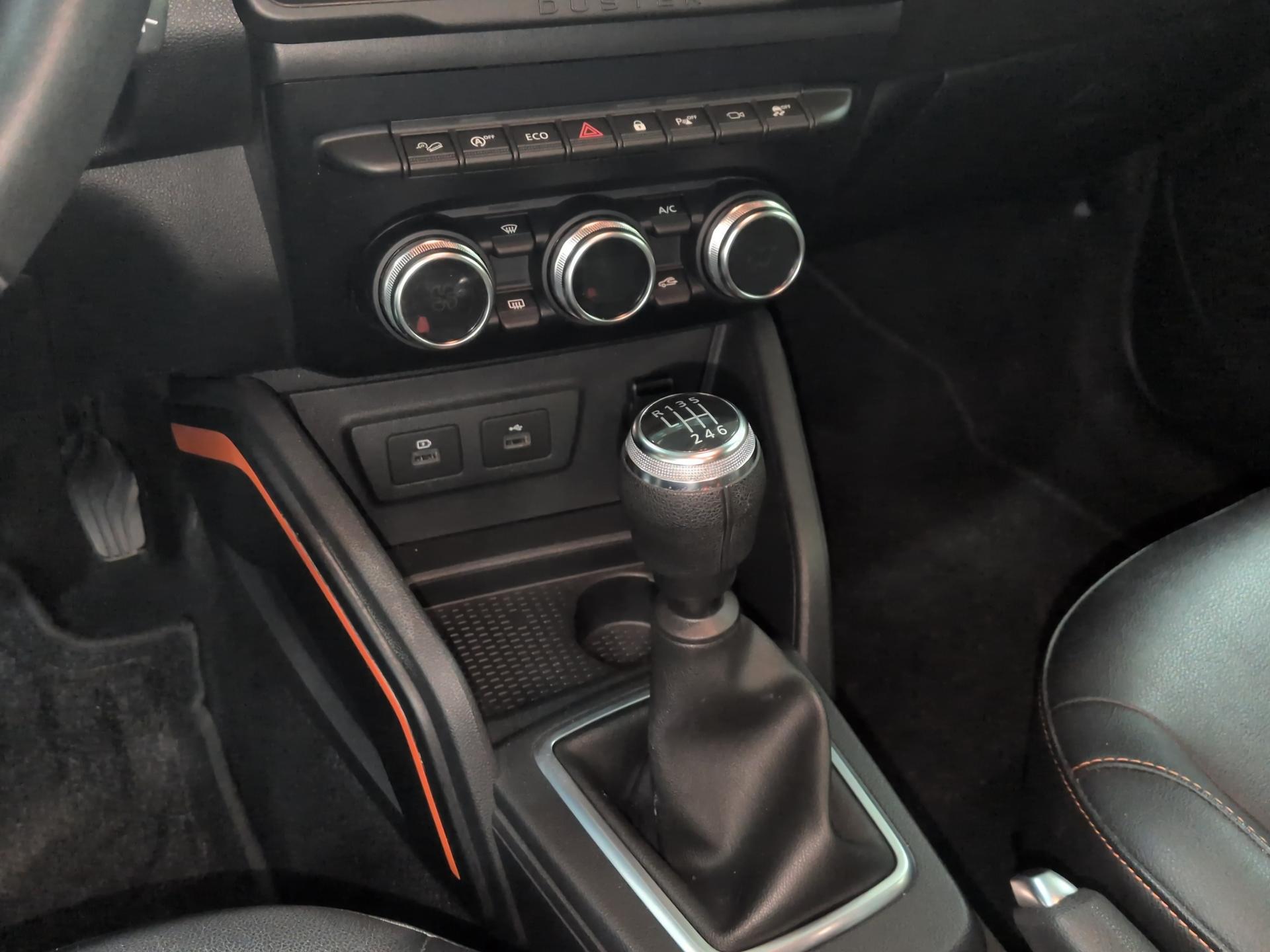 DACIA Duster TCe 150 Extreme 4x4-image-11
