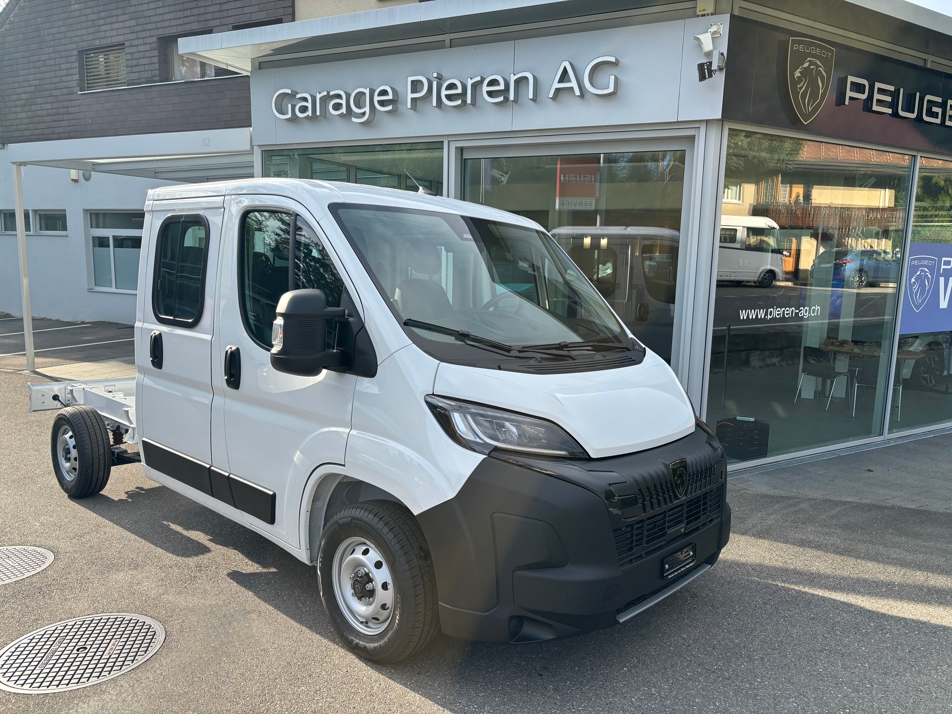 PEUGEOT Boxer 2.2 HDI 335 L2 Doppel Kabine-image-0