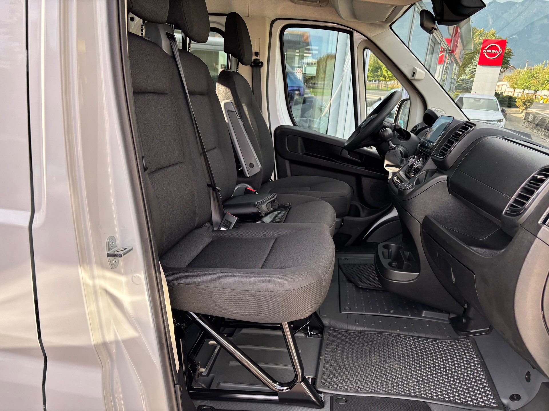 PEUGEOT Boxer 2.2 HDI 335 L2 Doppel Kabine-image-6