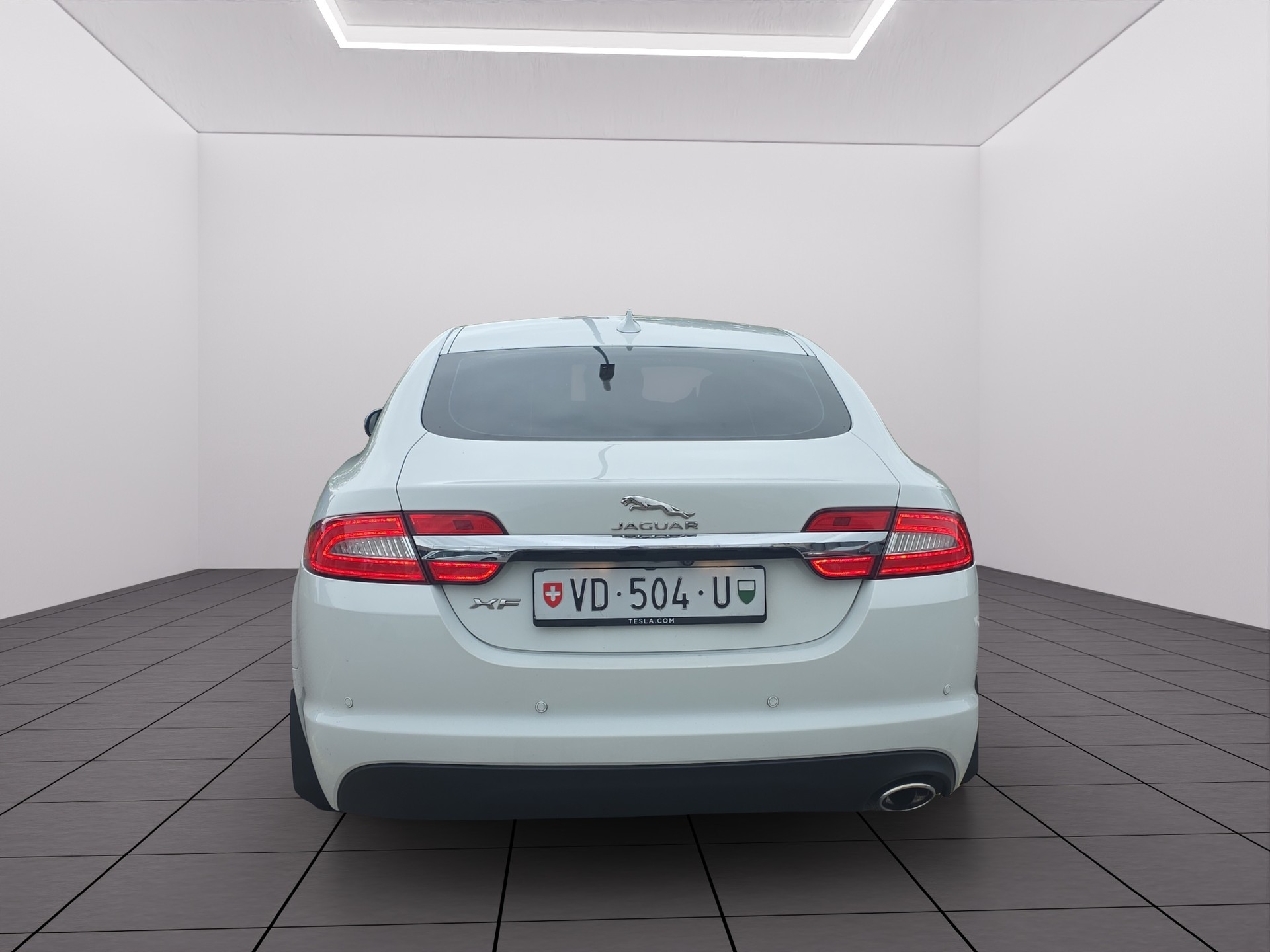 JAGUAR XF 2.2d R-Sport-image-5