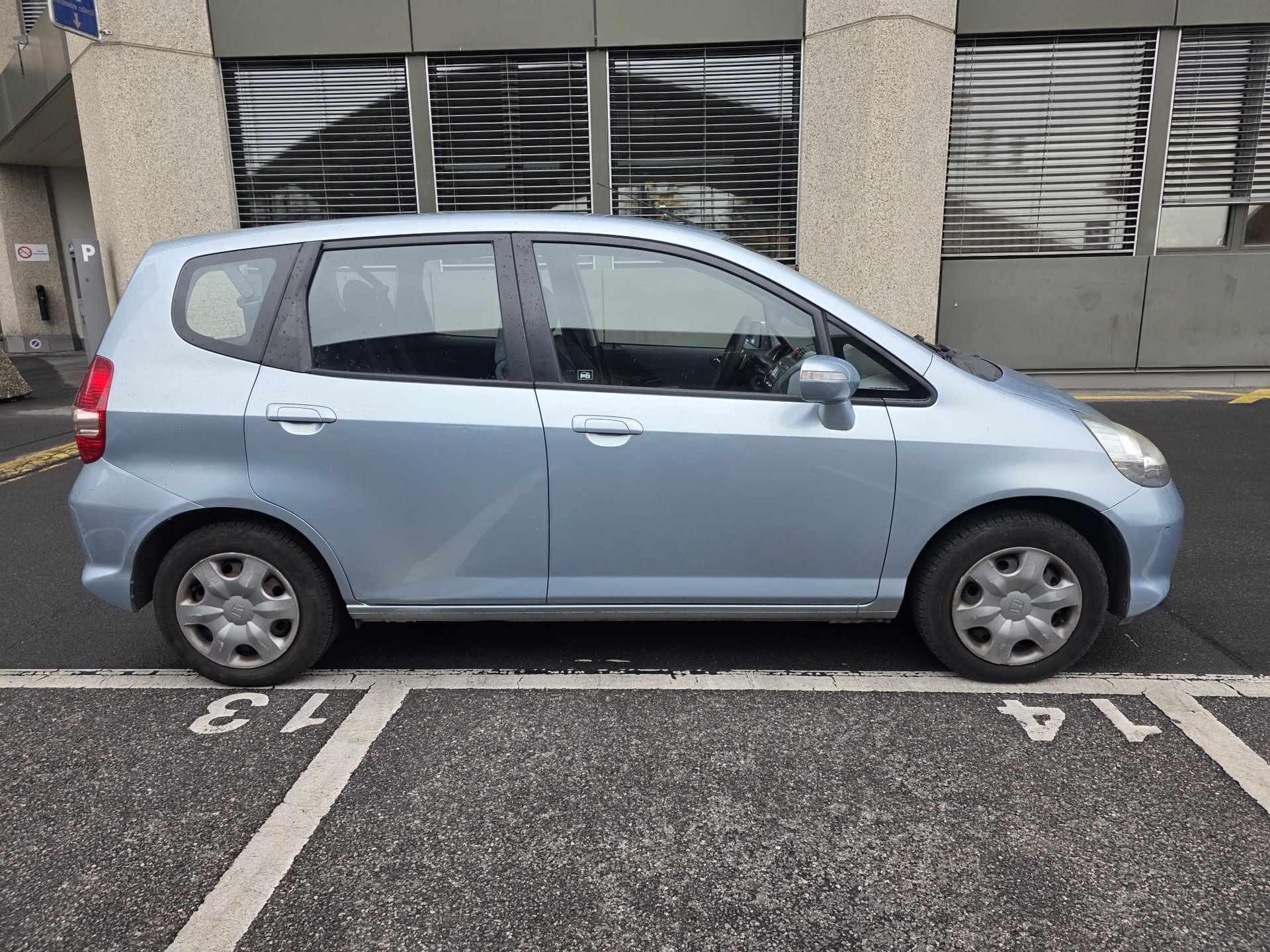 HONDA Jazz 1.4i ES-image-5