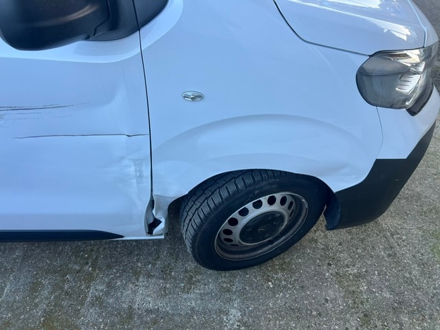 OPEL Vivaro Cargo 1.5 D s/s M Basis XL L3-image-5