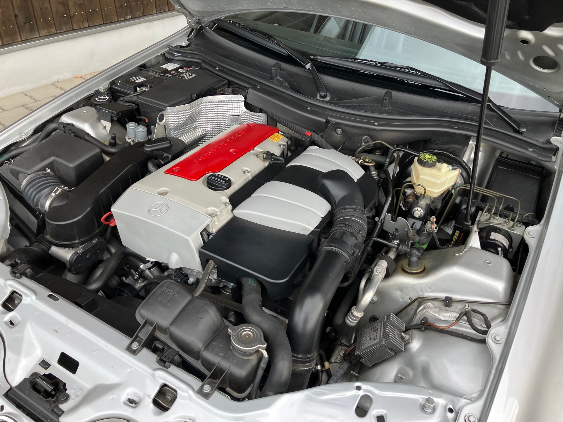 MERCEDES-BENZ SLK 230 Kompressor Final Edition-image-12