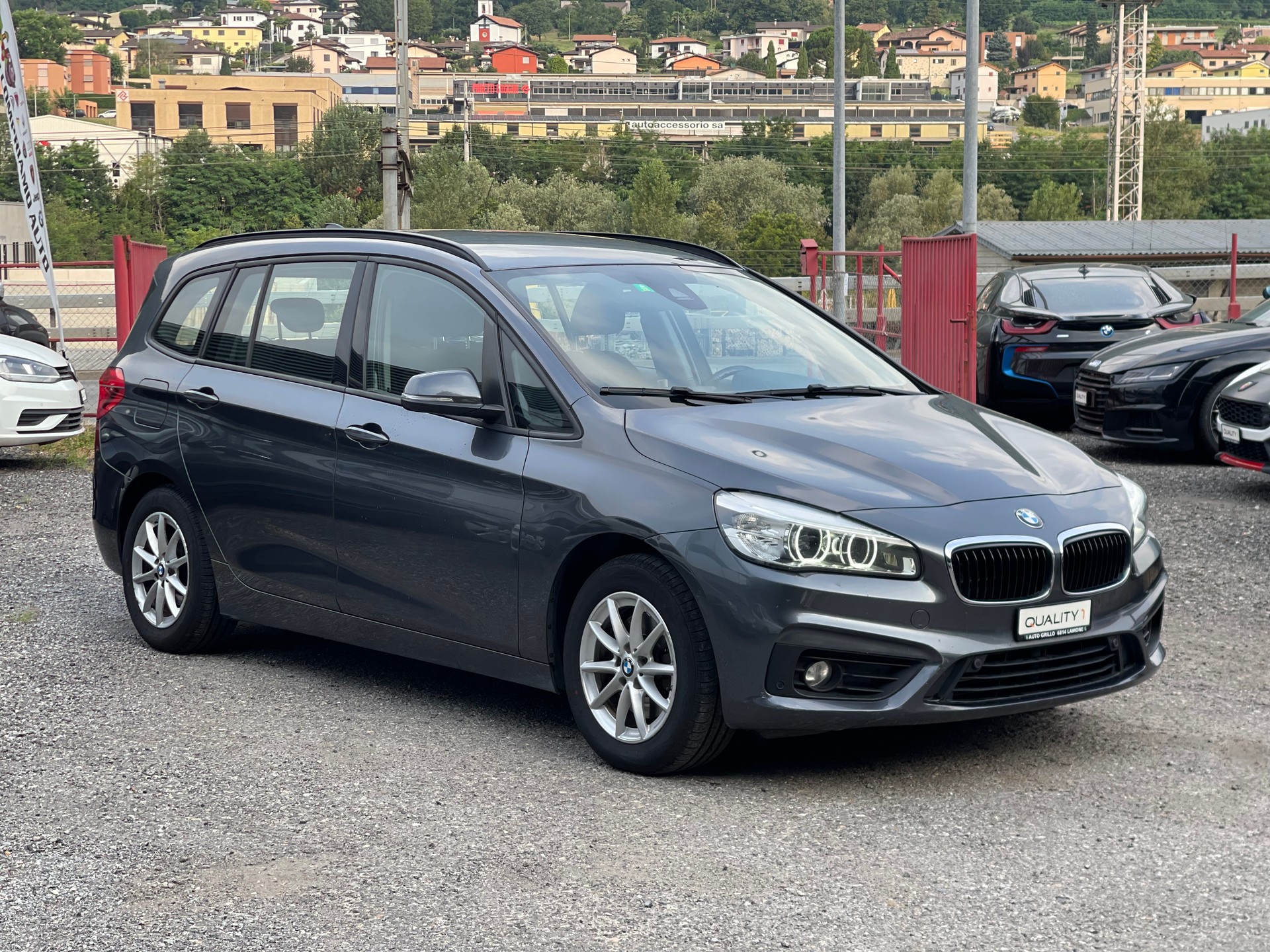 BMW 218d xDrive Gran Tourer Steptronic-image-1