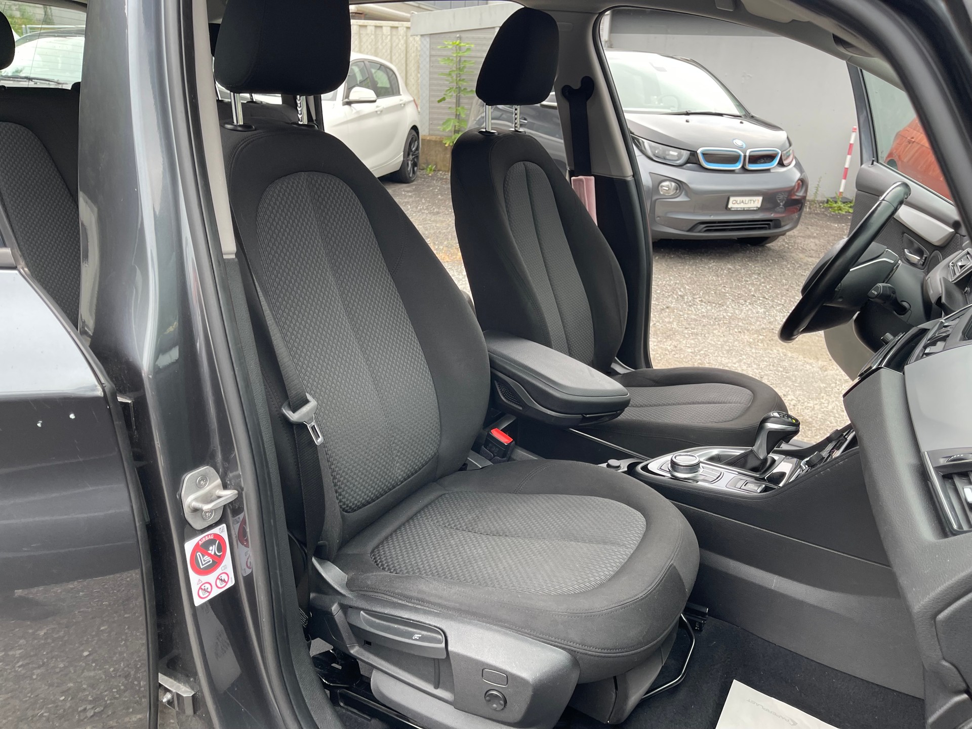 BMW 218d xDrive Gran Tourer Steptronic-image-6