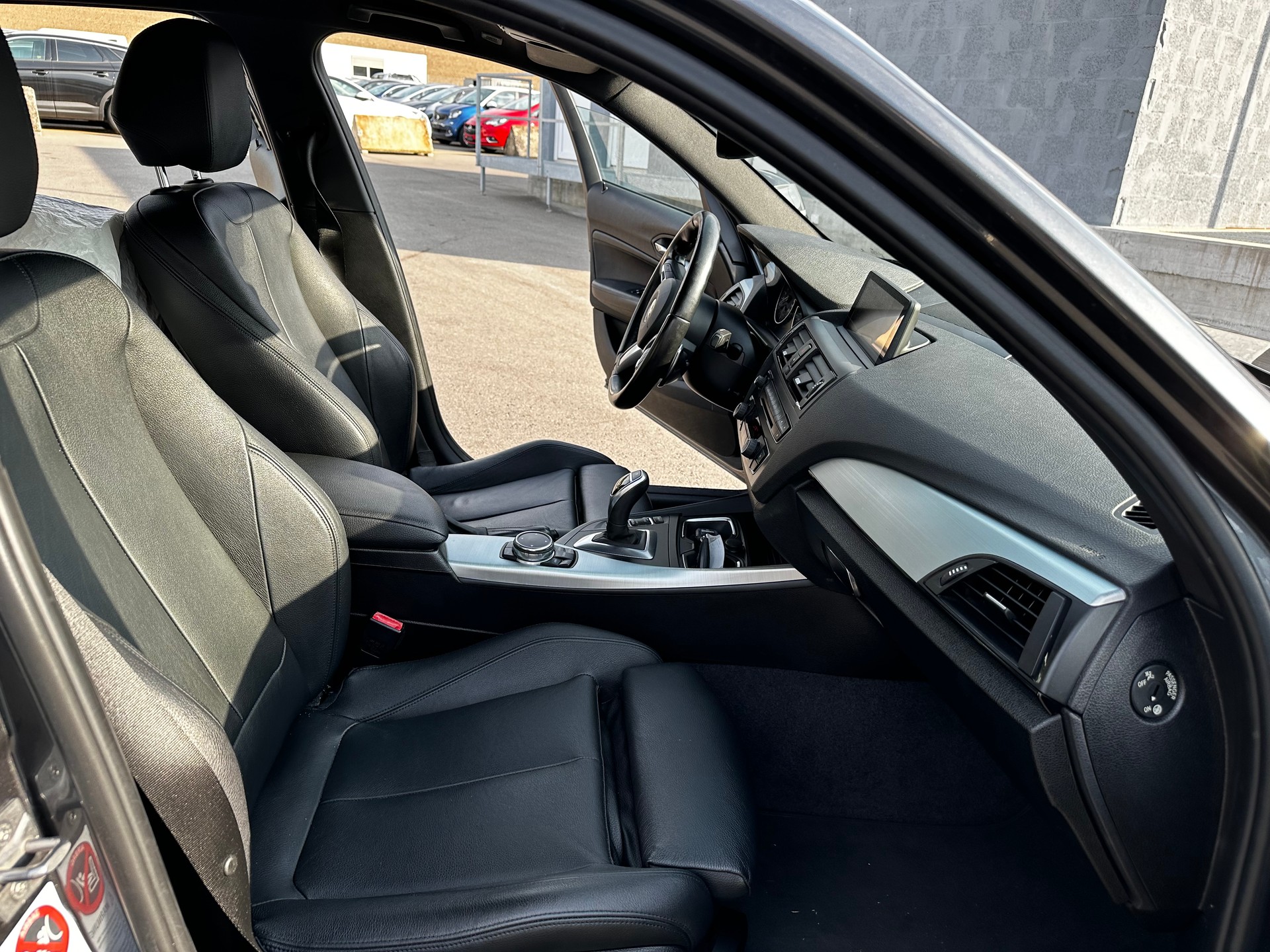 BMW 125i Sport Line Steptronic-image-14
