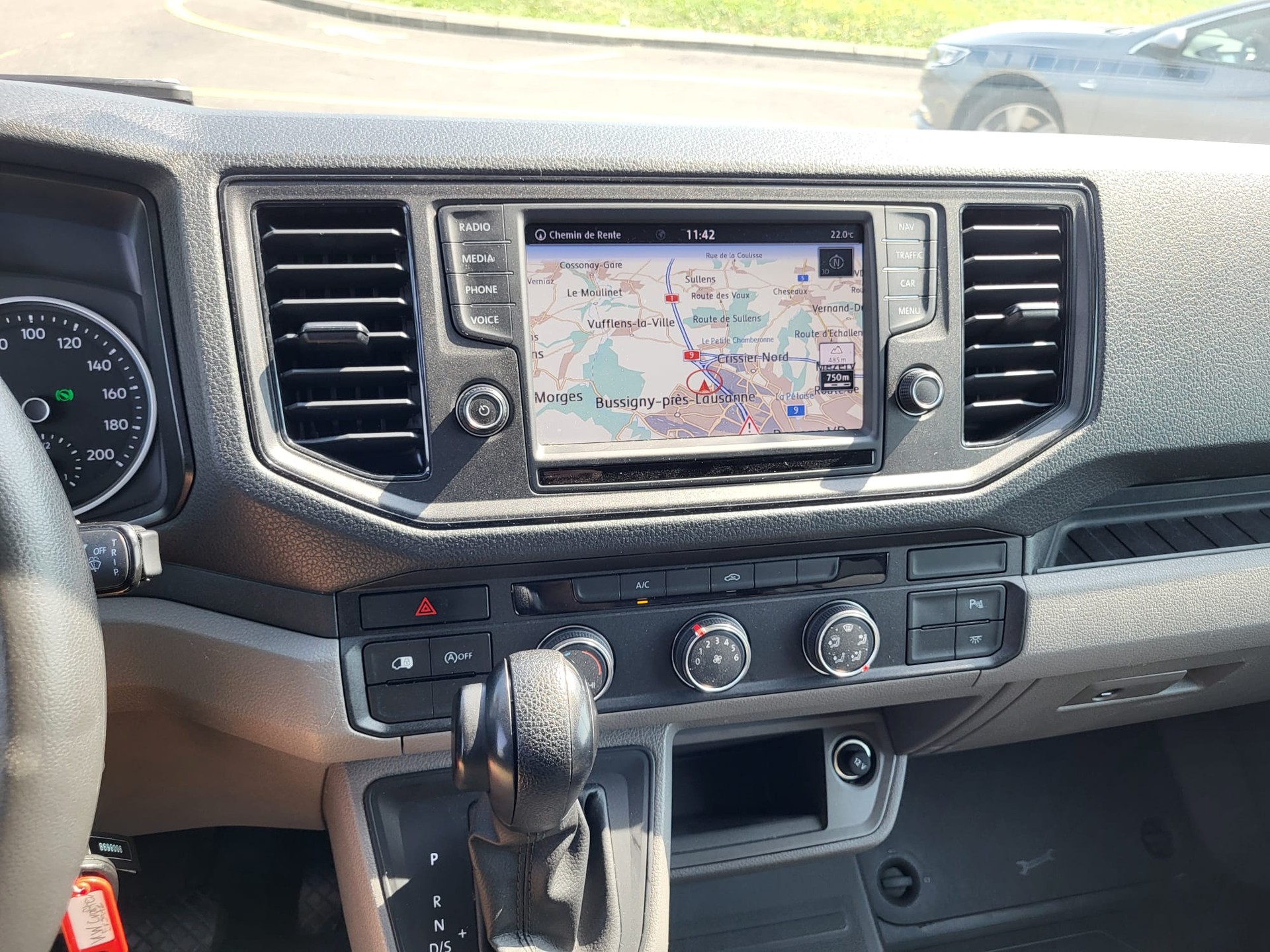 VW Crafter 35L 2.0 TDI L5-image-2