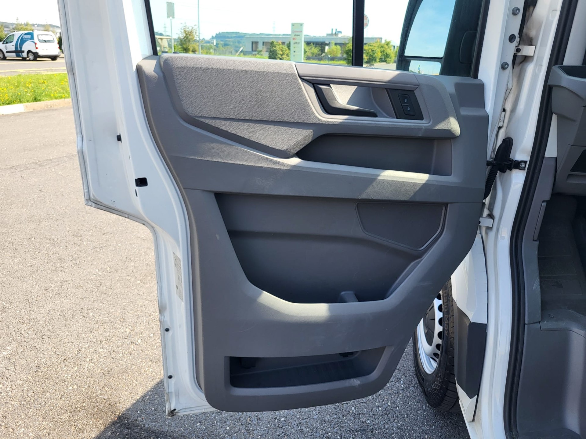 VW Crafter 35L 2.0 TDI L5-image-19