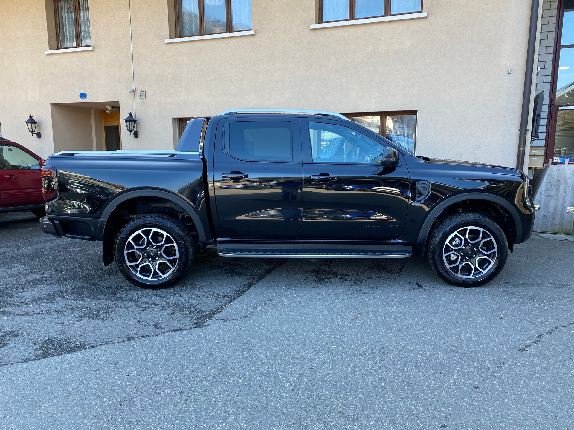 FORD Ranger Wildtrak 3.0 Eco Blue e-4WD Automat-image-8