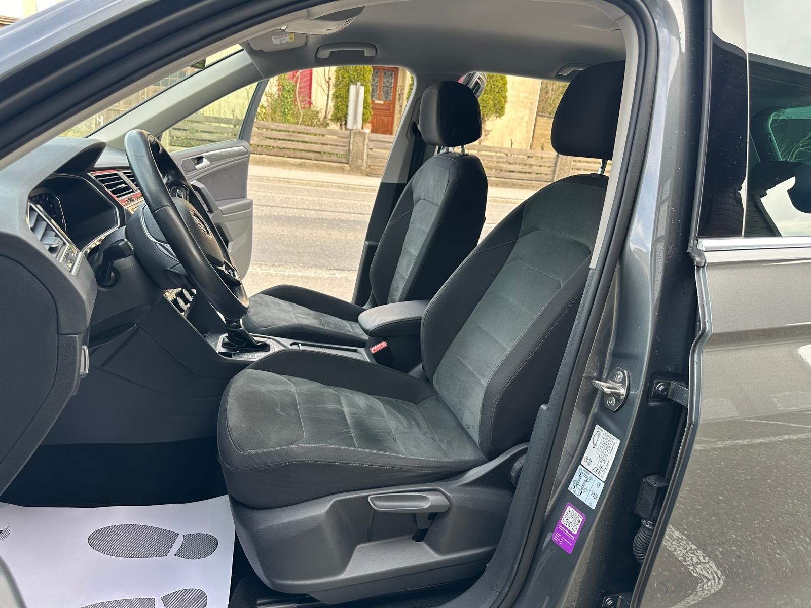 VW Tiguan 2.0TSI Highline 4Motion DSG-image-9