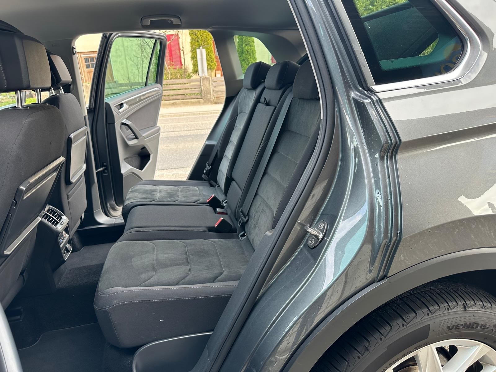 VW Tiguan 2.0TSI Highline 4Motion DSG-image-10