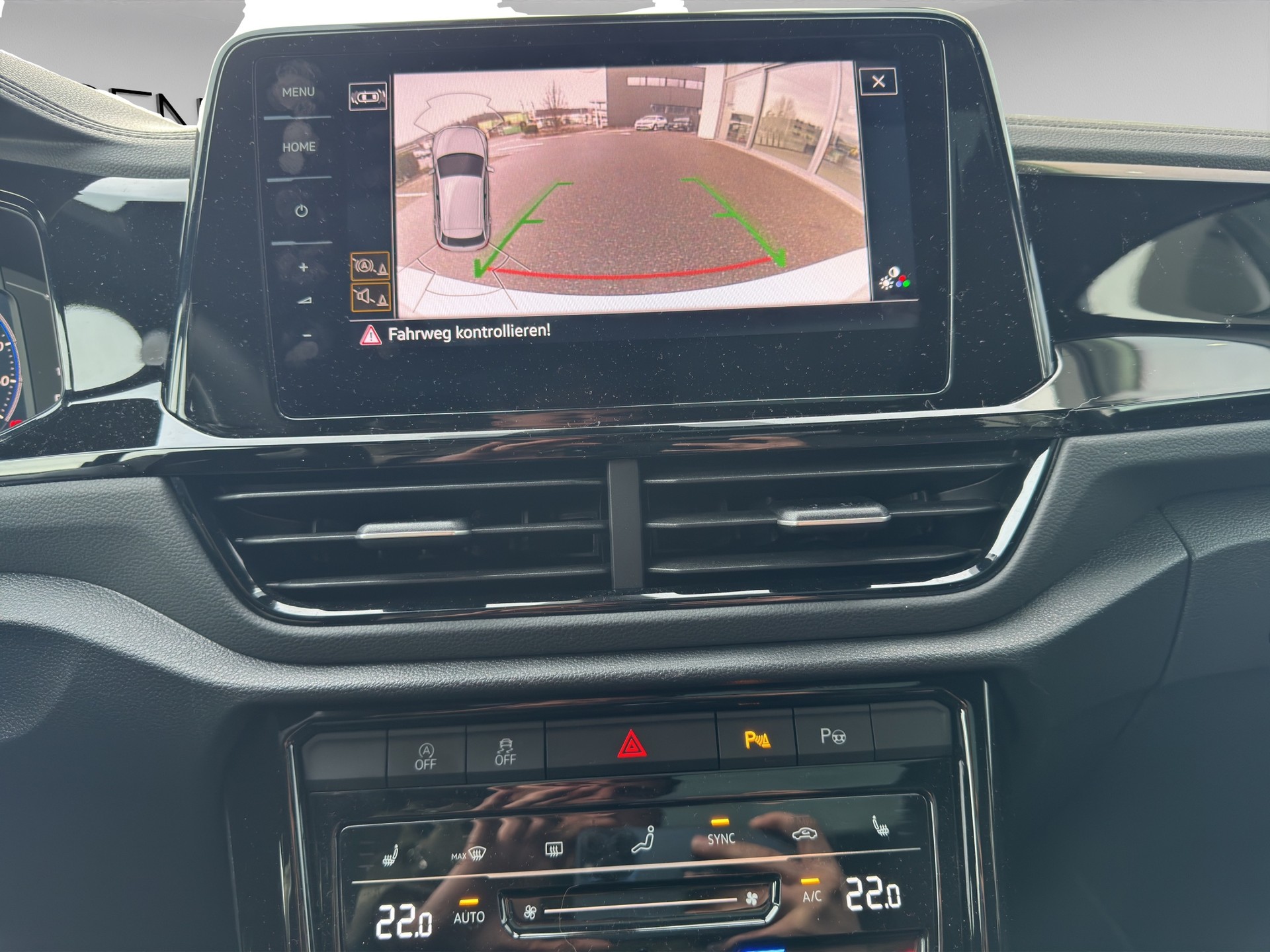VW T-Roc 2.0 TSI R 75 EditionDSG 4Motion-image-10