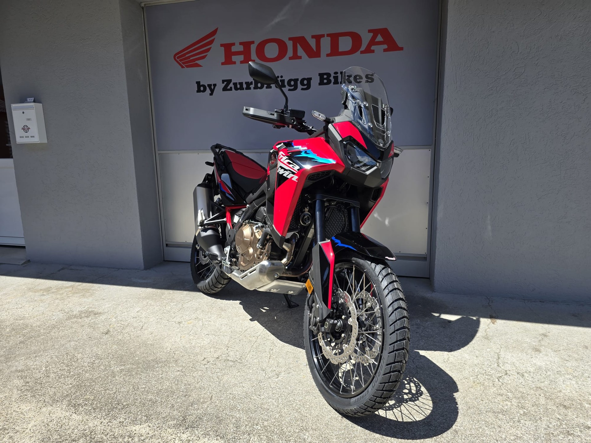 HONDA CRF 1100 Africa Twin-showroom-element-3